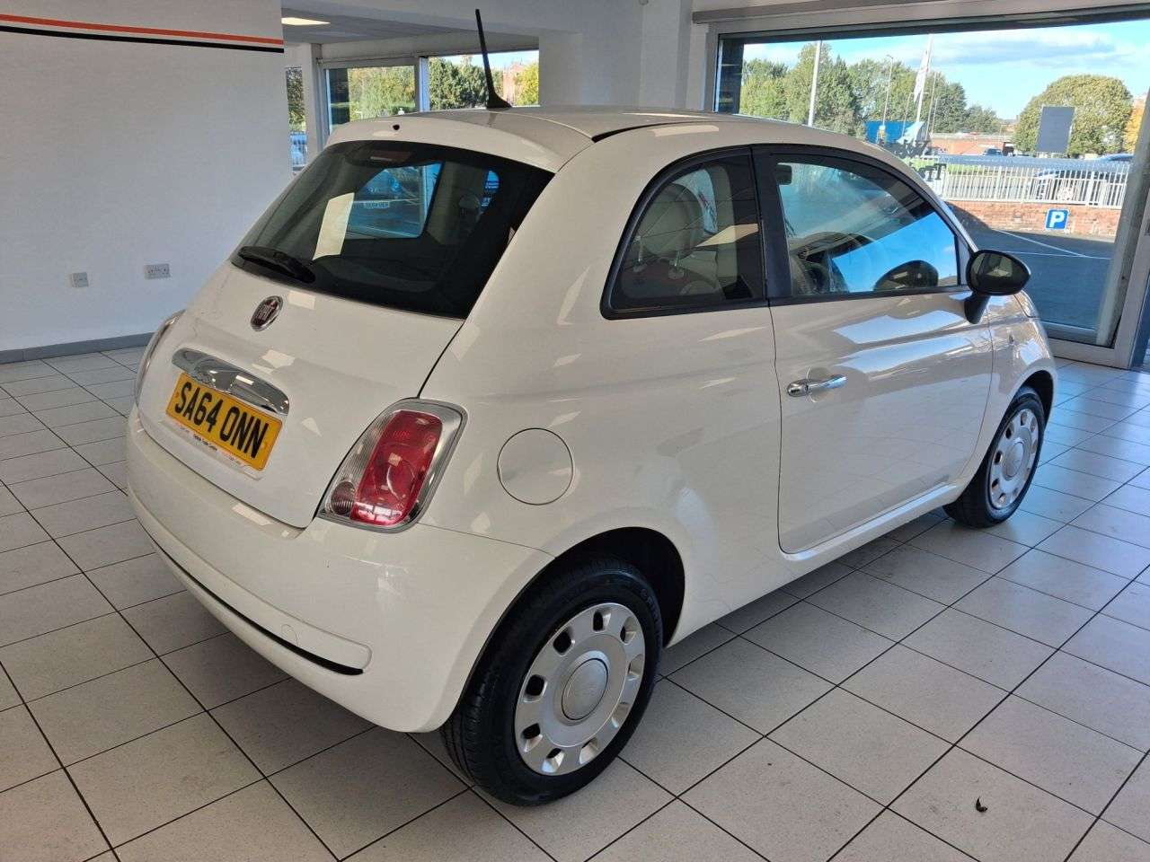 A 2014 FIAT 500 1.2 Pop Hatchback 3dr Petrol Manual Euro 6 (s/s) (69 bhp) A 2014 FIAT 500 1.2 Pop Hatchback 3dr Petrol Manual Euro 6 (s/s) (69 bhp)