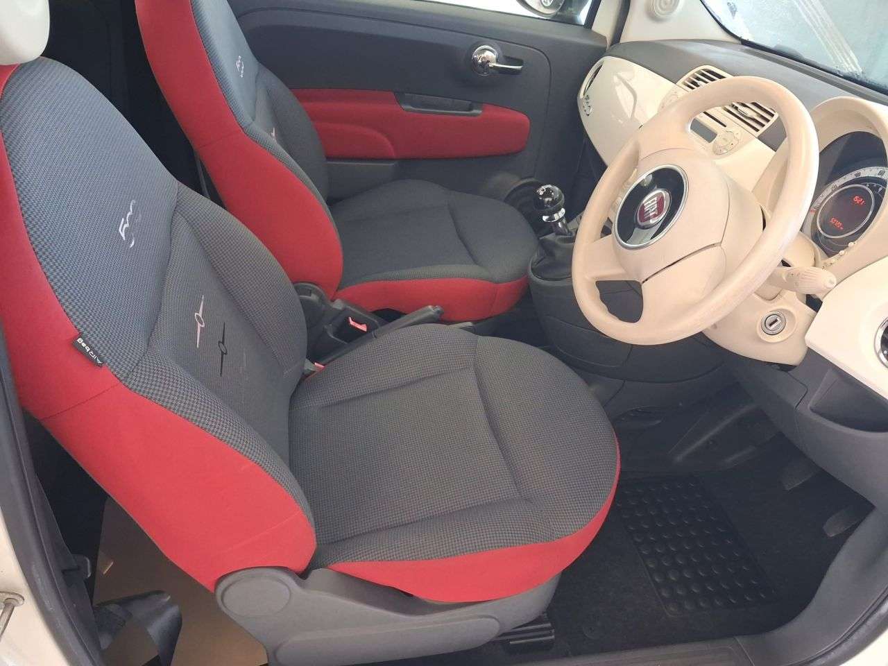 2014 FIAT 500 2014 FIAT 500