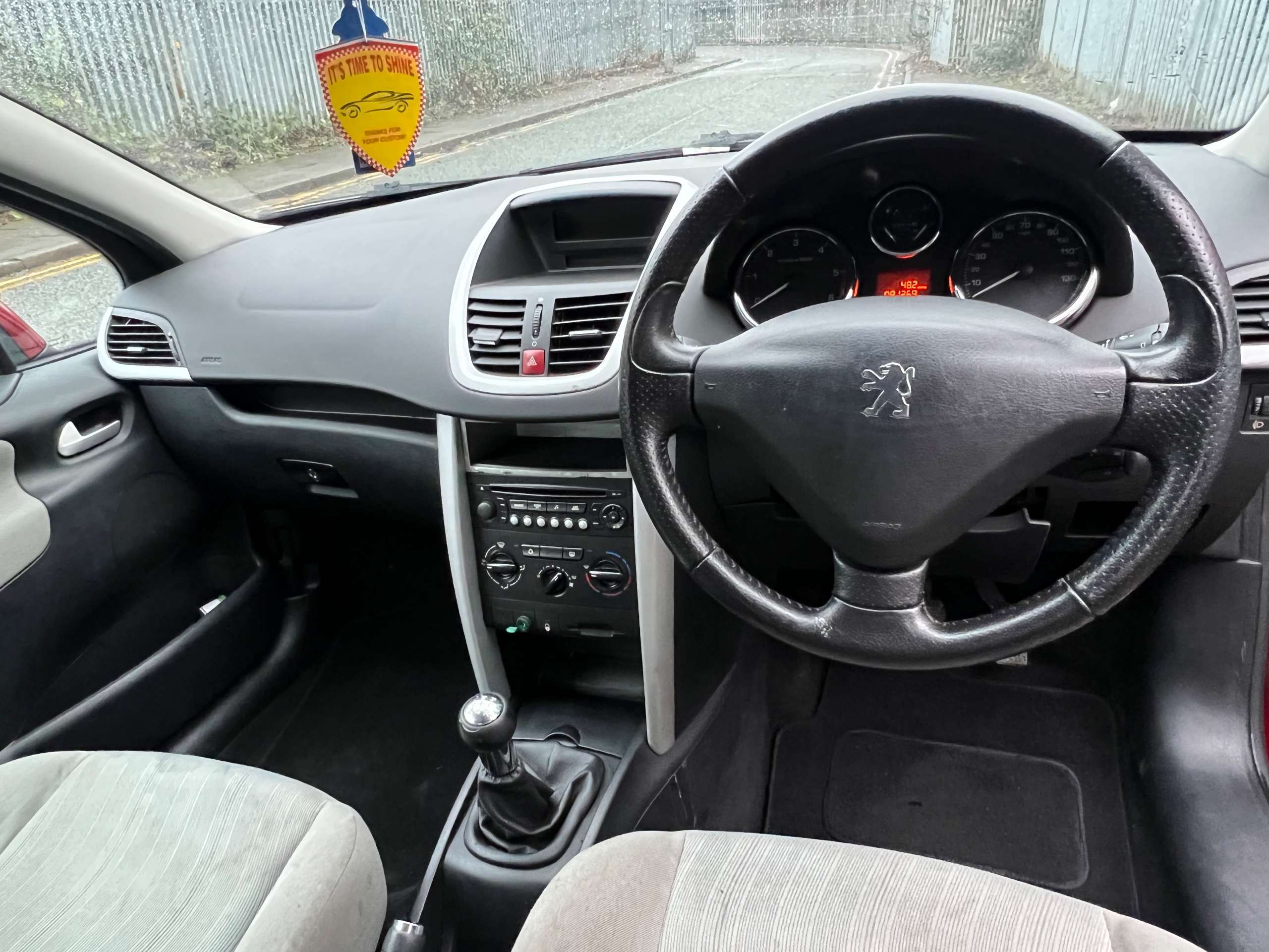 null PEUGEOT 207 null PEUGEOT 207