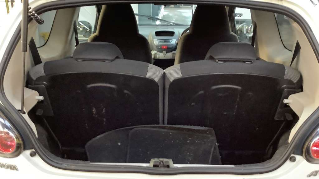 2012 TOYOTA AYGO 2012 TOYOTA AYGO