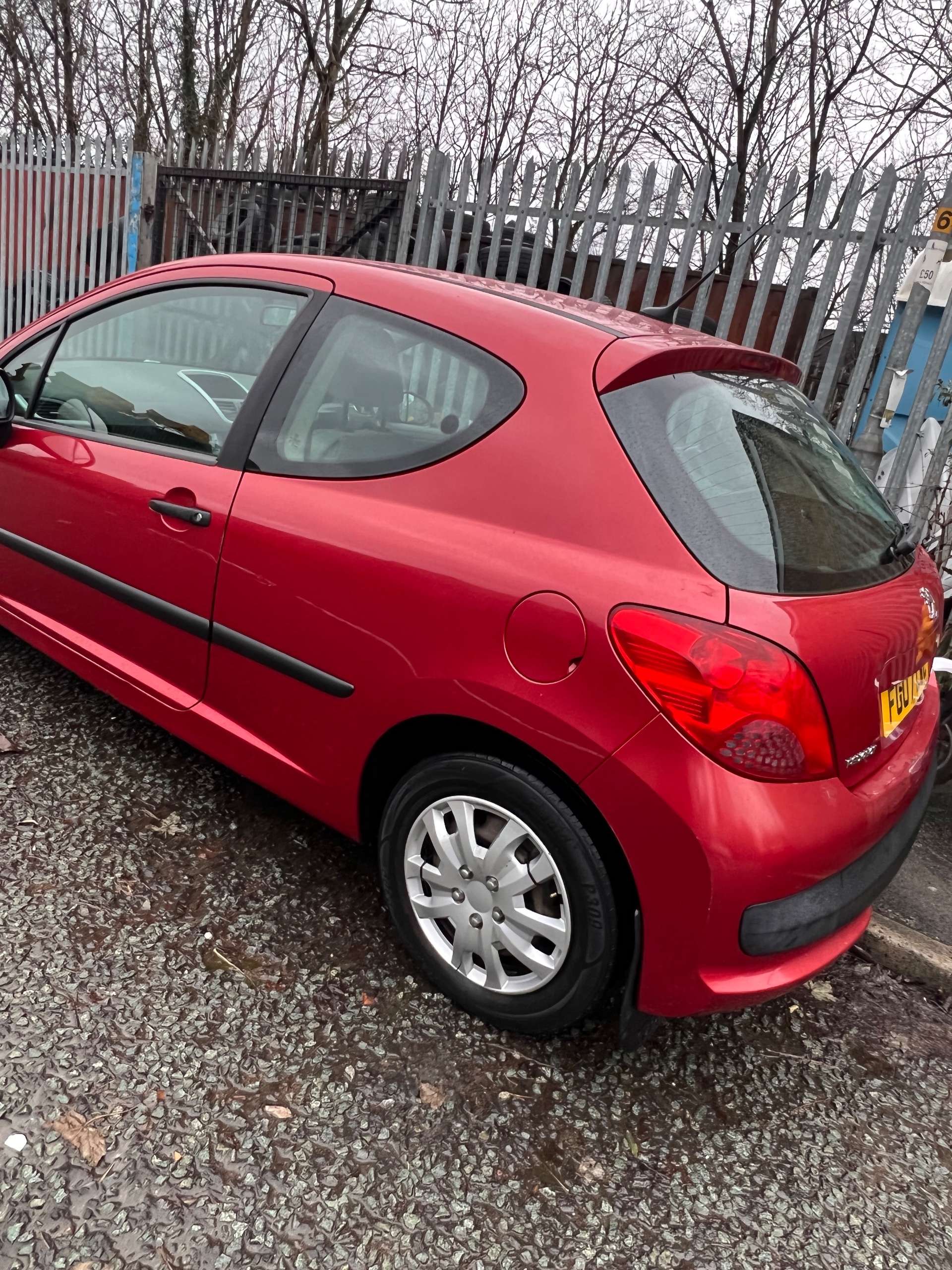 null PEUGEOT 207 null PEUGEOT 207