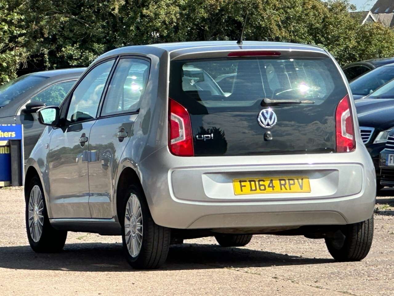 2015 VOLKSWAGEN UP 2015 VOLKSWAGEN UP