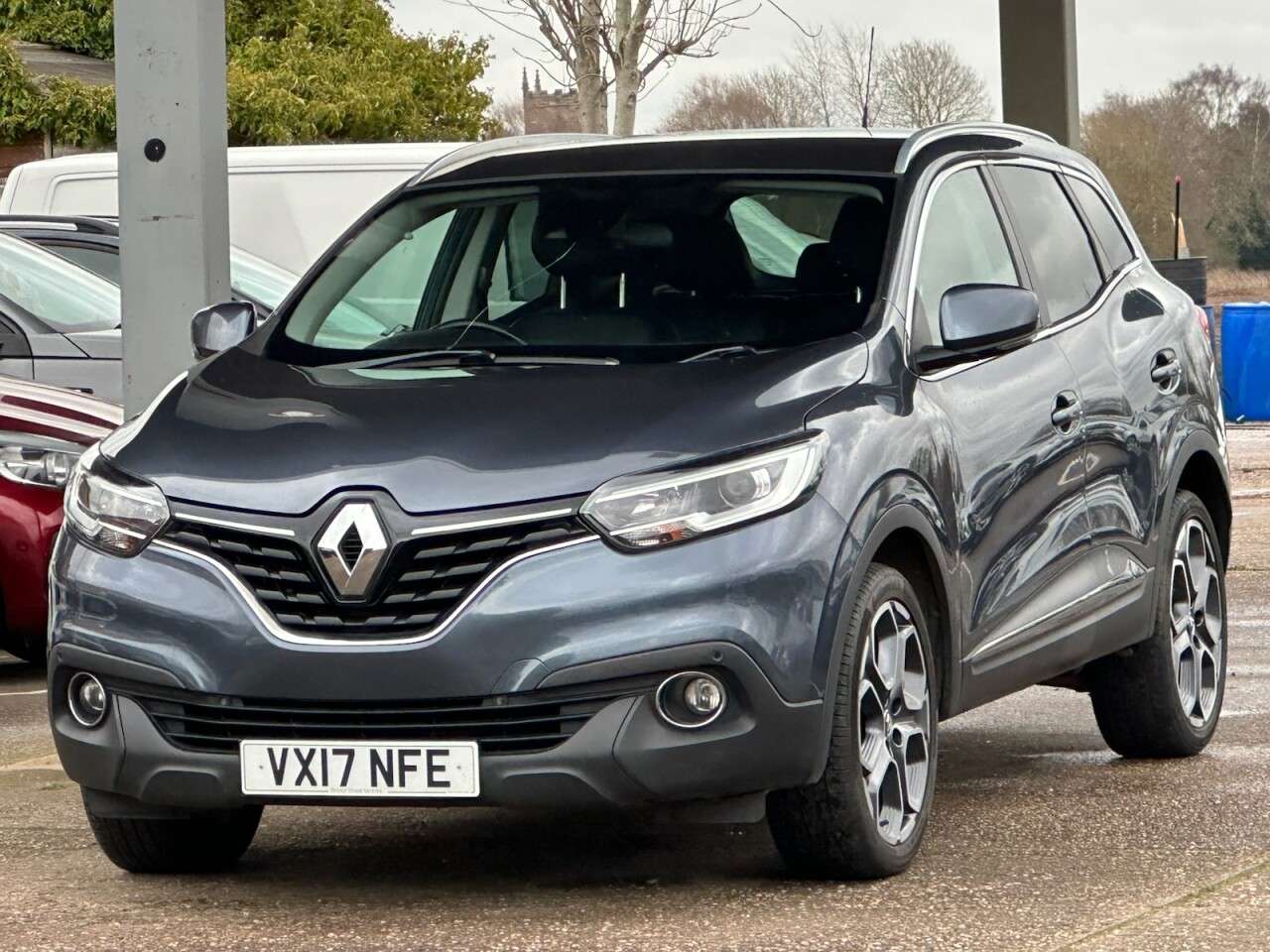 A 2017 RENAULT KADJAR 1.2 TCe Dynamique S Nav SUV 5dr Petrol Manual Euro 6 (s/s) (130 ps) **NAV~S A 2017 RENAULT KADJAR 1.2 TCe Dynamique S Nav SUV 5dr Petrol Manual Euro 6 (s/s) (130 ps) **NAV~S