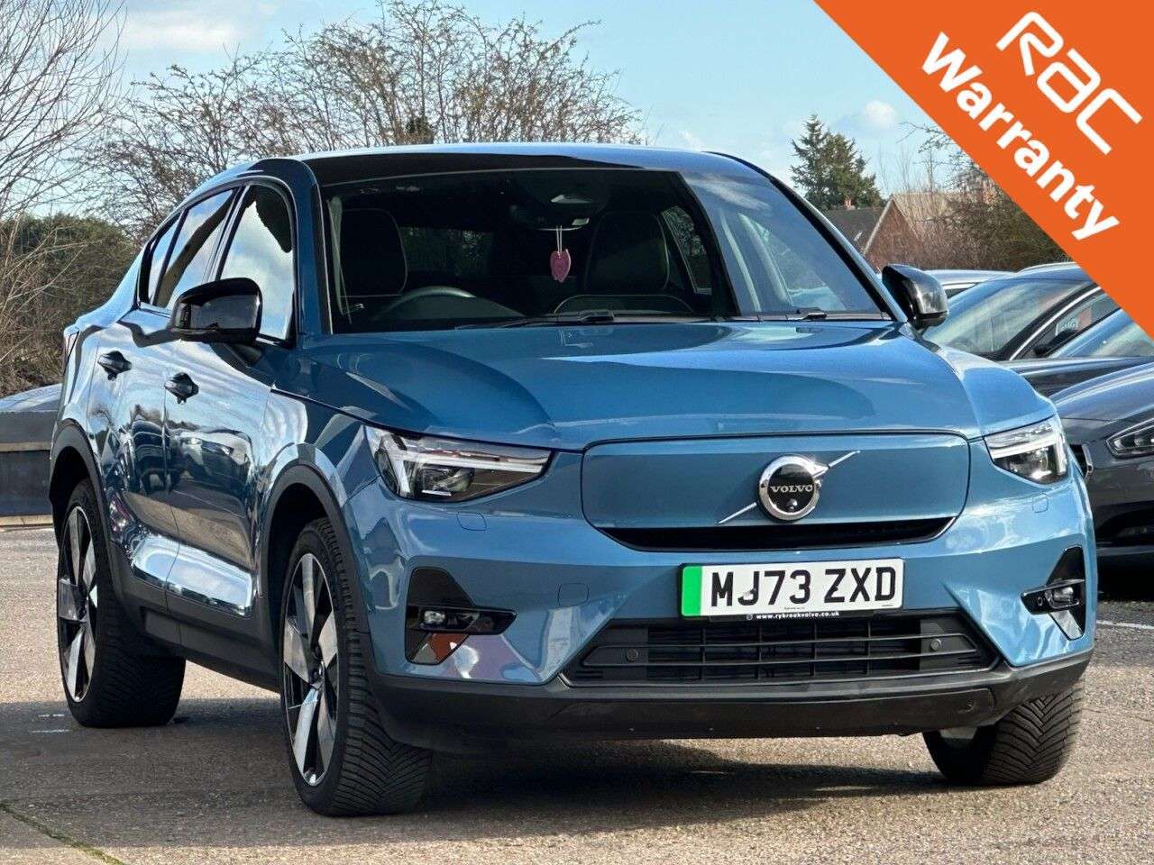 A 2023 VOLVO C40 Twin Recharge 82kWh Ultimate SUV 5dr Electric Auto AWD (408 ps) **360 CAMER A 2023 VOLVO C40 Twin Recharge 82kWh Ultimate SUV 5dr Electric Auto AWD (408 ps) **360 CAMER