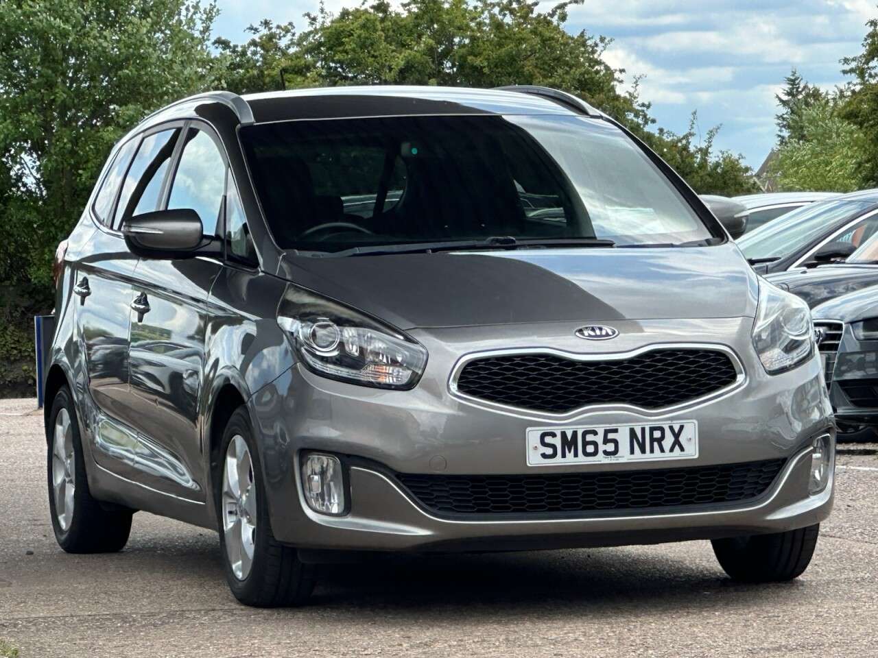 2015 KIA CARENS 2015 KIA CARENS