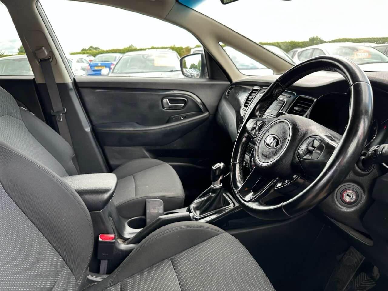 2015 KIA CARENS 2015 KIA CARENS