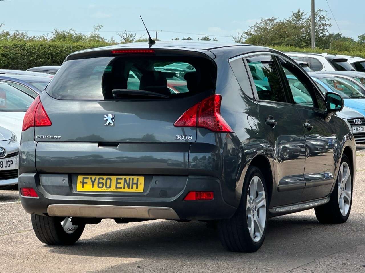 2010 PEUGEOT 3008 2010 PEUGEOT 3008