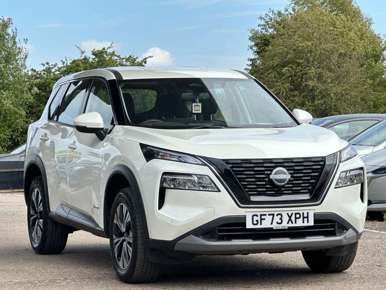 A 2024 NISSAN X-TRAIL 1.5 h e-POWER Acenta Premium SUV 5dr Petrol Hybrid Auto e-4ORCE Euro 6 (s/s A 2024 NISSAN X-TRAIL 1.5 h e-POWER Acenta Premium SUV 5dr Petrol Hybrid Auto e-4ORCE Euro 6 (s/s