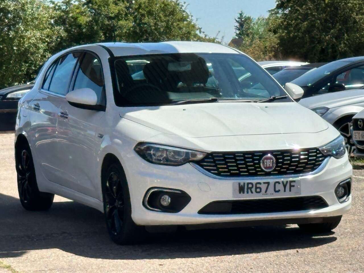 A 2017 FIAT TIPO 1.4 MPI Lounge Hatchback 5dr Petrol Manual Euro 6 (95 ps) **HPI CLEAR~2 KEY A 2017 FIAT TIPO 1.4 MPI Lounge Hatchback 5dr Petrol Manual Euro 6 (95 ps) **HPI CLEAR~2 KEY