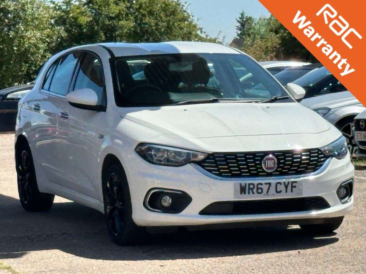 A 2017 FIAT TIPO 1.4 MPI Lounge Hatchback 5dr Petrol Manual Euro 6 (95 ps) **HPI CLEAR~2 KEY A 2017 FIAT TIPO 1.4 MPI Lounge Hatchback 5dr Petrol Manual Euro 6 (95 ps) **HPI CLEAR~2 KEY