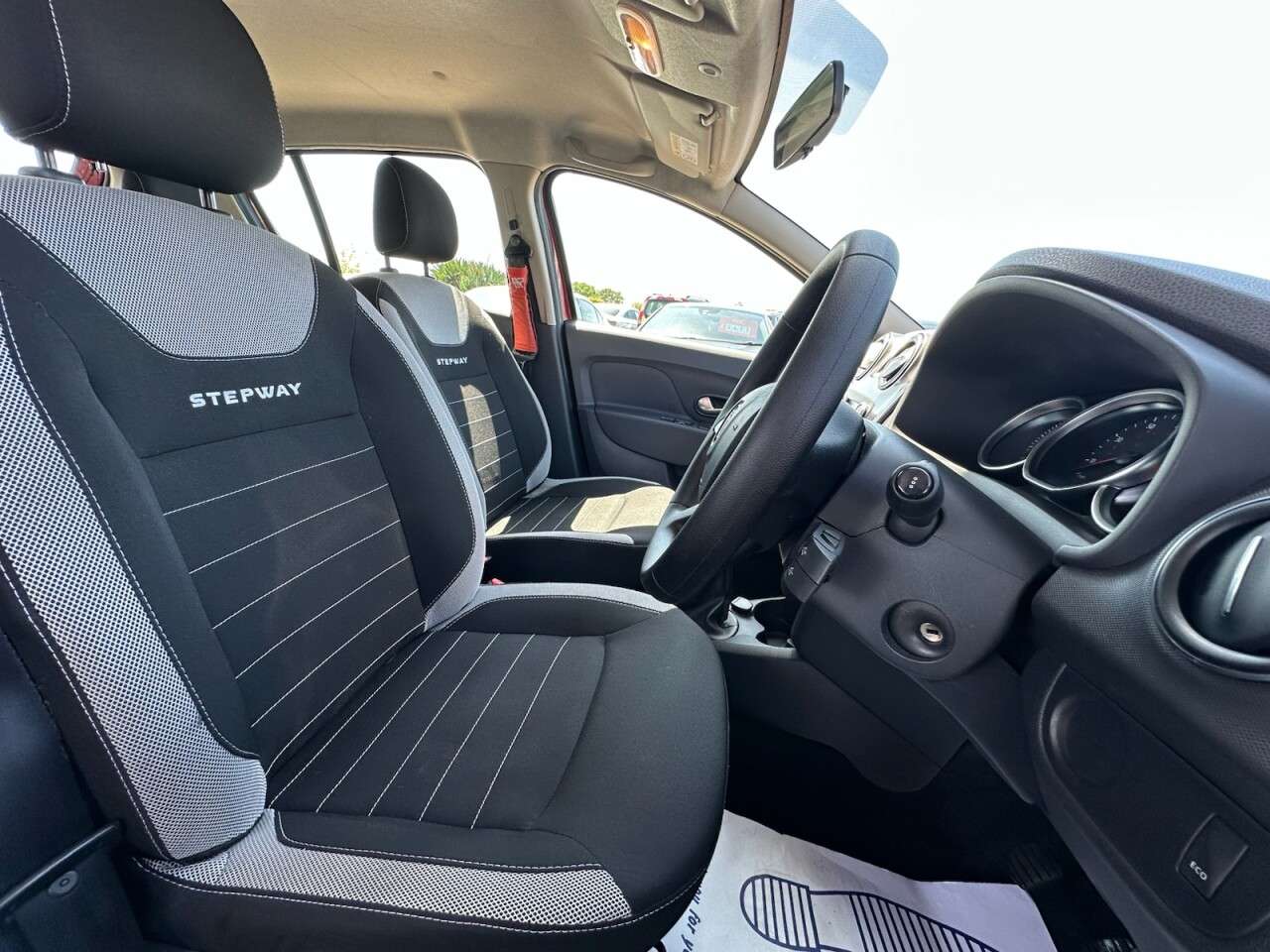 2017 DACIA SANDERO STEPWAY 2017 DACIA SANDERO STEPWAY