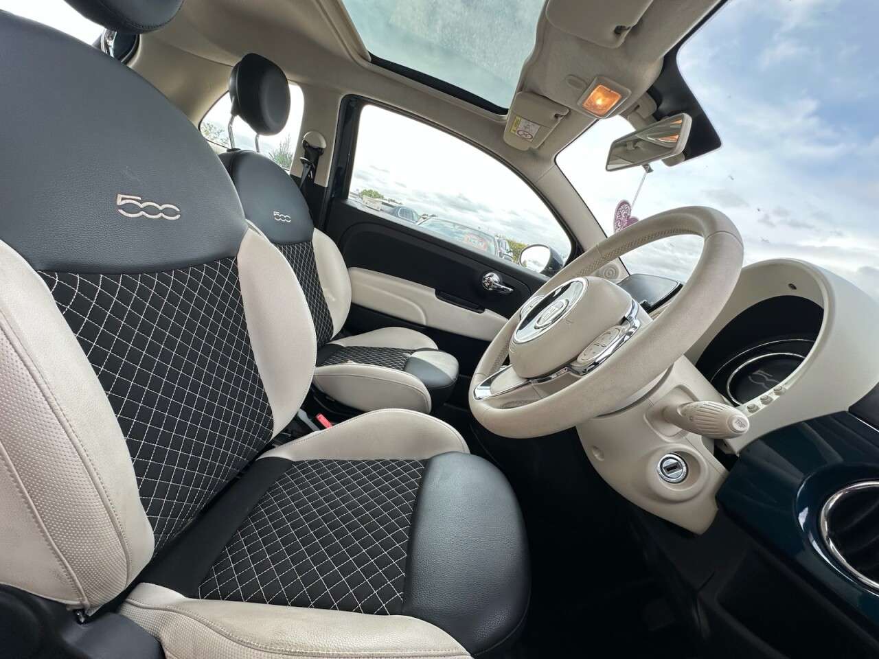 2022 FIAT 500 2022 FIAT 500