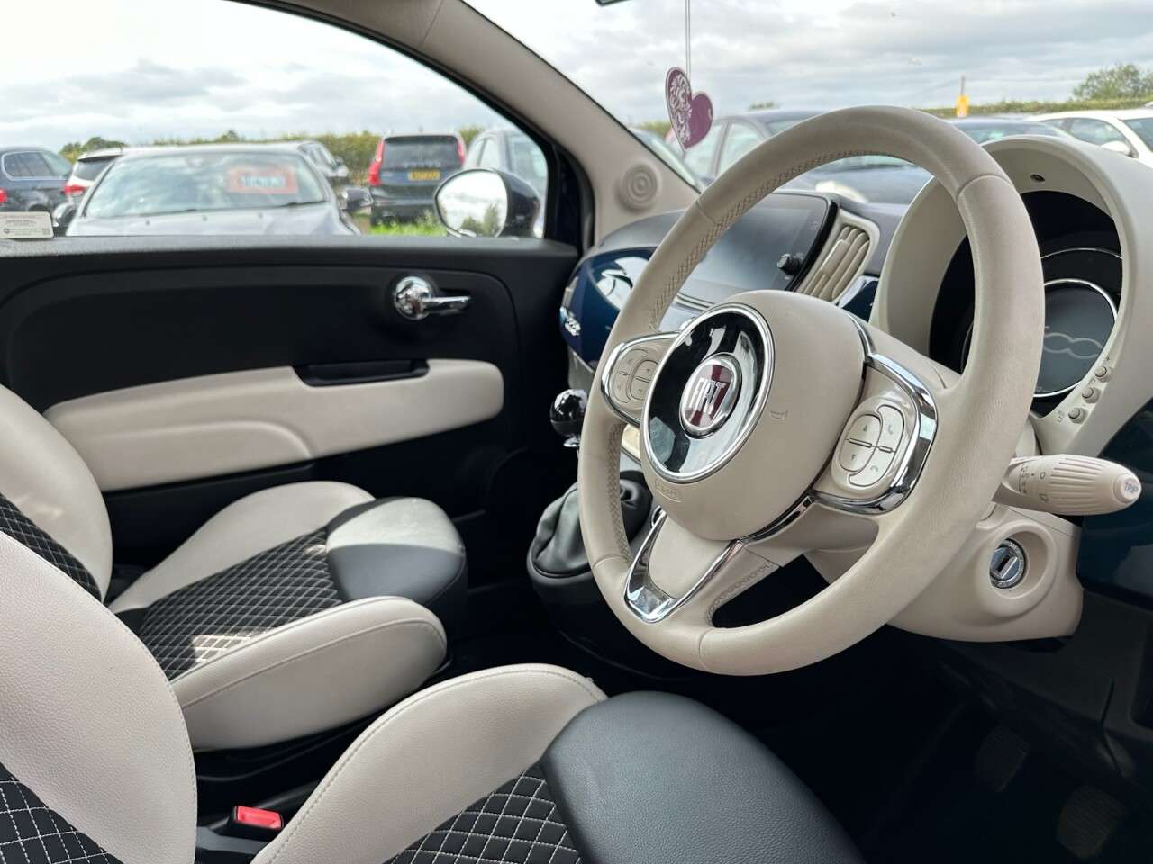 2022 FIAT 500 2022 FIAT 500