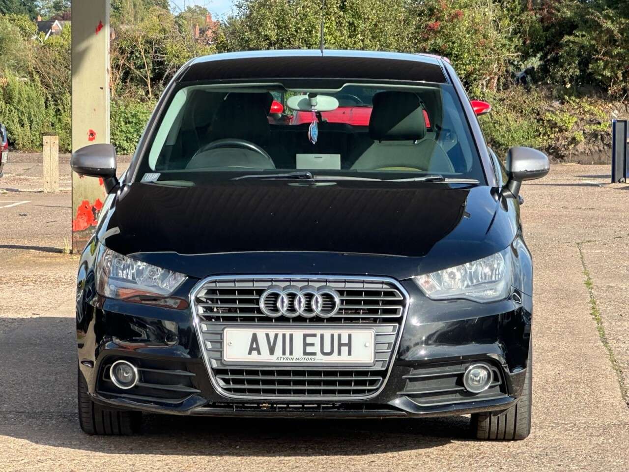A 2011 AUDI A1 1.4 TFSI Sport Hatchback 3dr Petrol Manual Euro 5 (s/s) (122 ps) A 2011 AUDI A1 1.4 TFSI Sport Hatchback 3dr Petrol Manual Euro 5 (s/s) (122 ps)