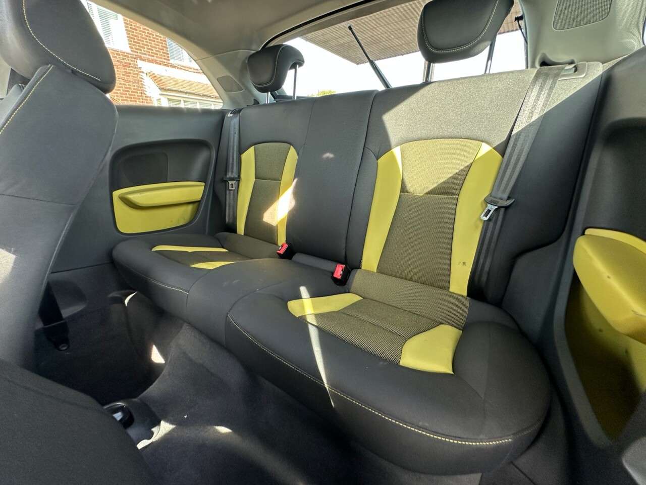 2011 AUDI A1 2011 AUDI A1