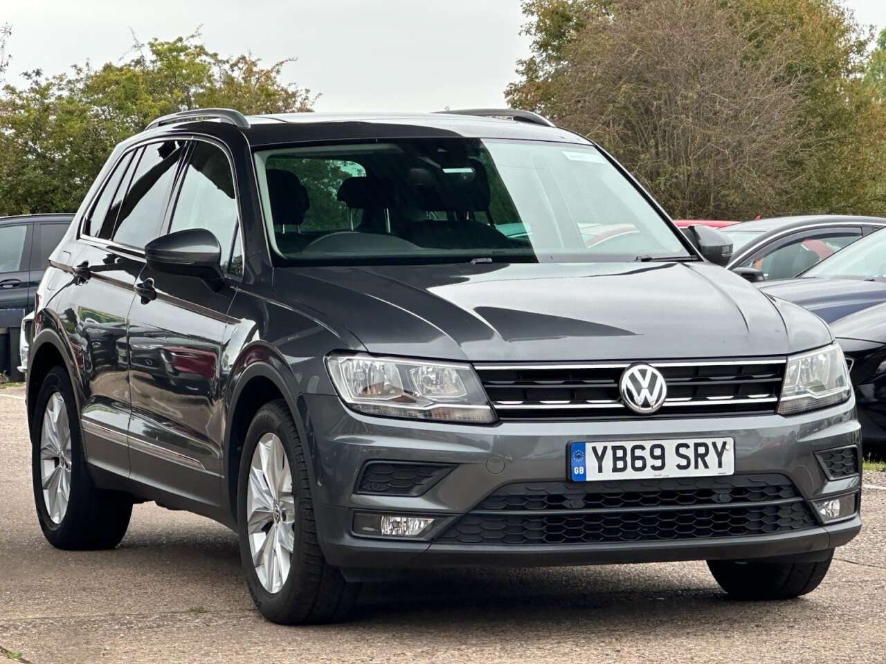 A 2020 VOLKSWAGEN TIGUAN 1.5 TSI EVO Match SUV 5dr Petrol Manual Euro 6 (s/s) (150 ps) **PANROOF~NAV A 2020 VOLKSWAGEN TIGUAN 1.5 TSI EVO Match SUV 5dr Petrol Manual Euro 6 (s/s) (150 ps) **PANROOF~NAV