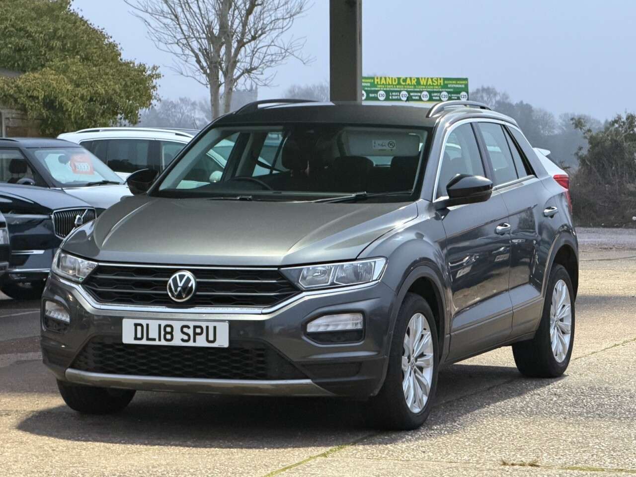 A 2018 VOLKSWAGEN T-ROC 1.0 TSI SE SUV 5dr Petrol Manual Euro 6 (s/s) (115 ps) **HPI CLEAR~FRESH MO A 2018 VOLKSWAGEN T-ROC 1.0 TSI SE SUV 5dr Petrol Manual Euro 6 (s/s) (115 ps) **HPI CLEAR~FRESH MO