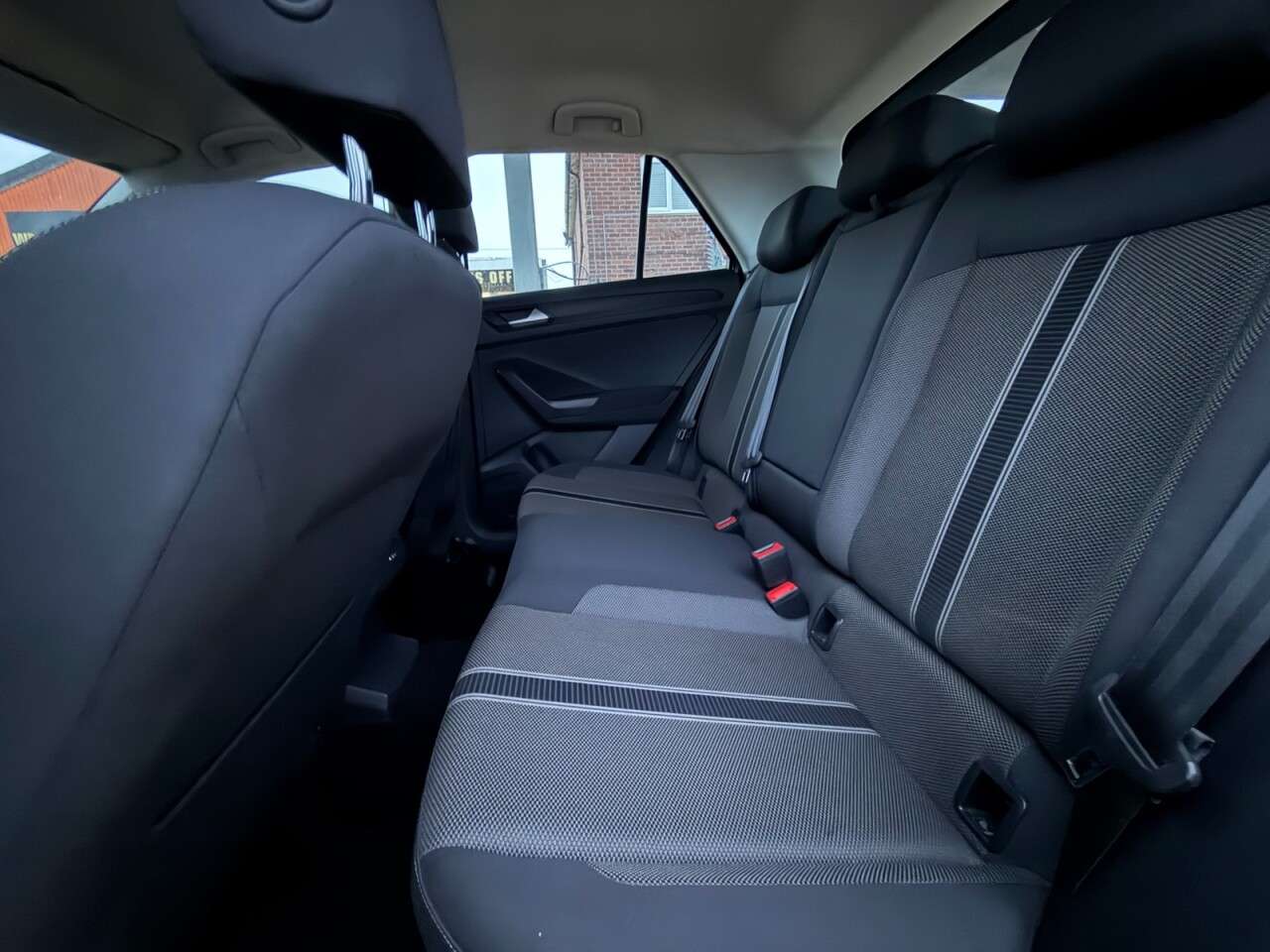 2018 VOLKSWAGEN T-ROC 2018 VOLKSWAGEN T-ROC