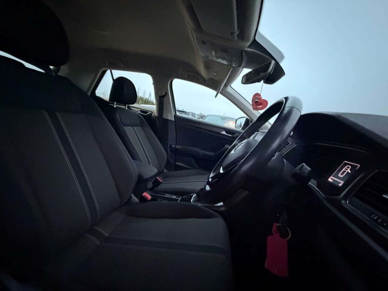 2018 VOLKSWAGEN T-ROC 2018 VOLKSWAGEN T-ROC