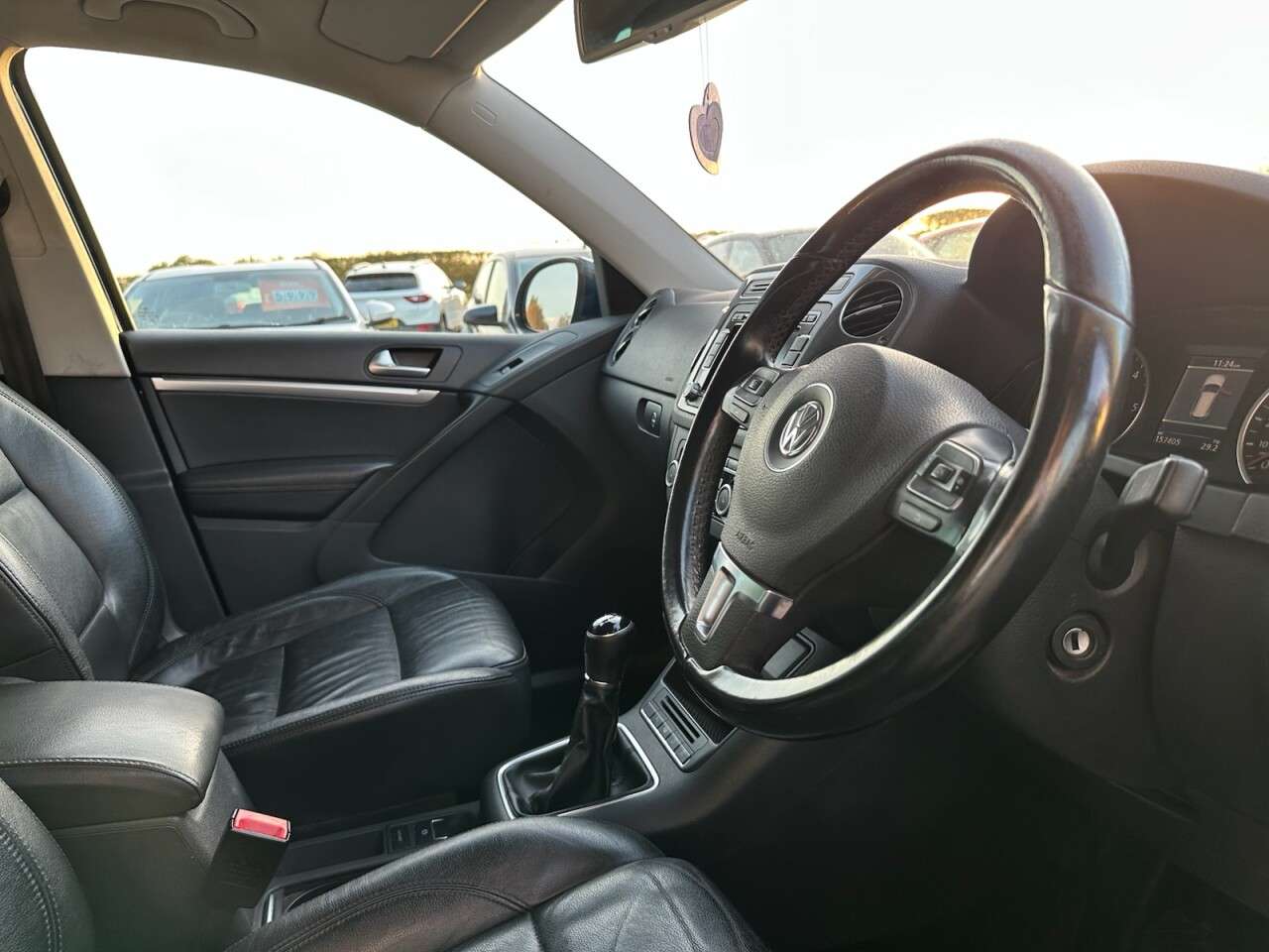 2012 VOLKSWAGEN TIGUAN 2012 VOLKSWAGEN TIGUAN