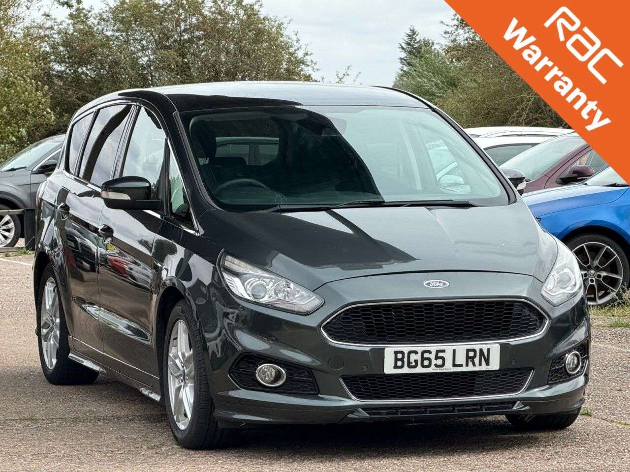 A 2015 FORD S-MAX 2.0 TDCi Titanium Sport MPV 5dr Diesel Powershift AWD Euro 6 (s/s) (180 ps) A 2015 FORD S-MAX 2.0 TDCi Titanium Sport MPV 5dr Diesel Powershift AWD Euro 6 (s/s) (180 ps)