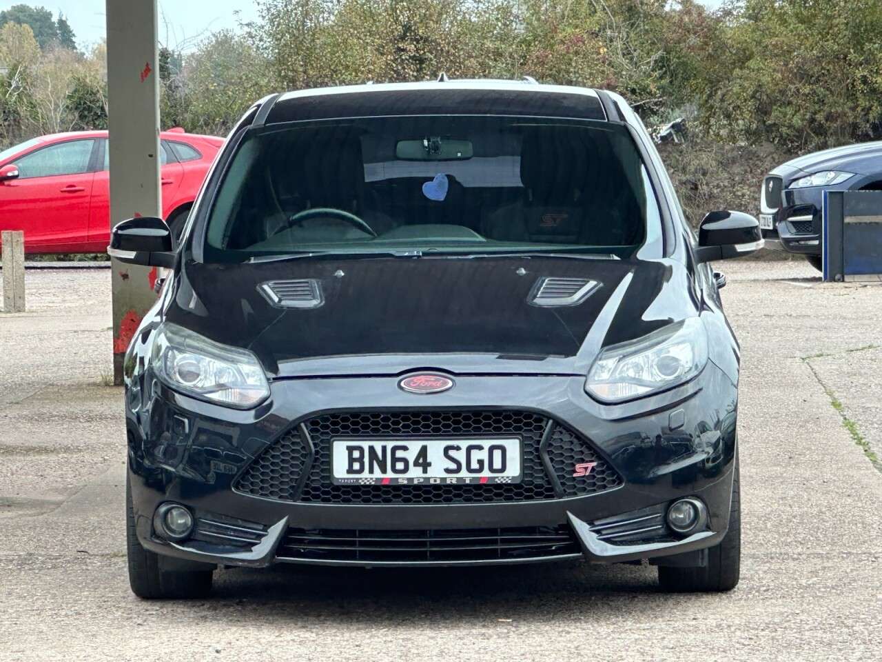 A 2014 FORD FOCUS 2.0T EcoBoost ST-3 Hatchback 5dr Petrol Manual Euro 5 (s/s) (250 ps) **SATN A 2014 FORD FOCUS 2.0T EcoBoost ST-3 Hatchback 5dr Petrol Manual Euro 5 (s/s) (250 ps) **SATN