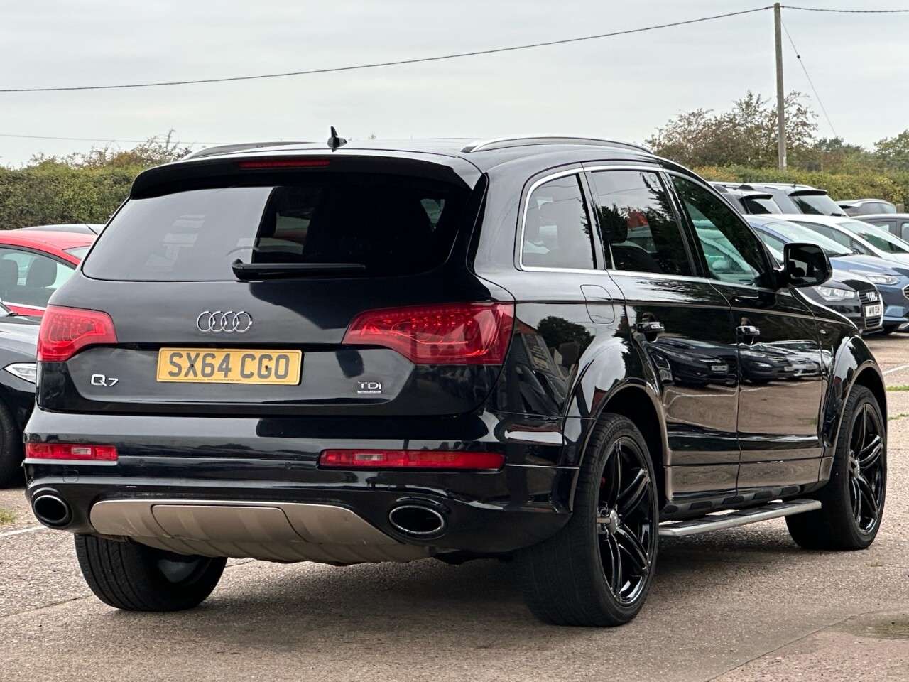 2015 AUDI Q7 2015 AUDI Q7