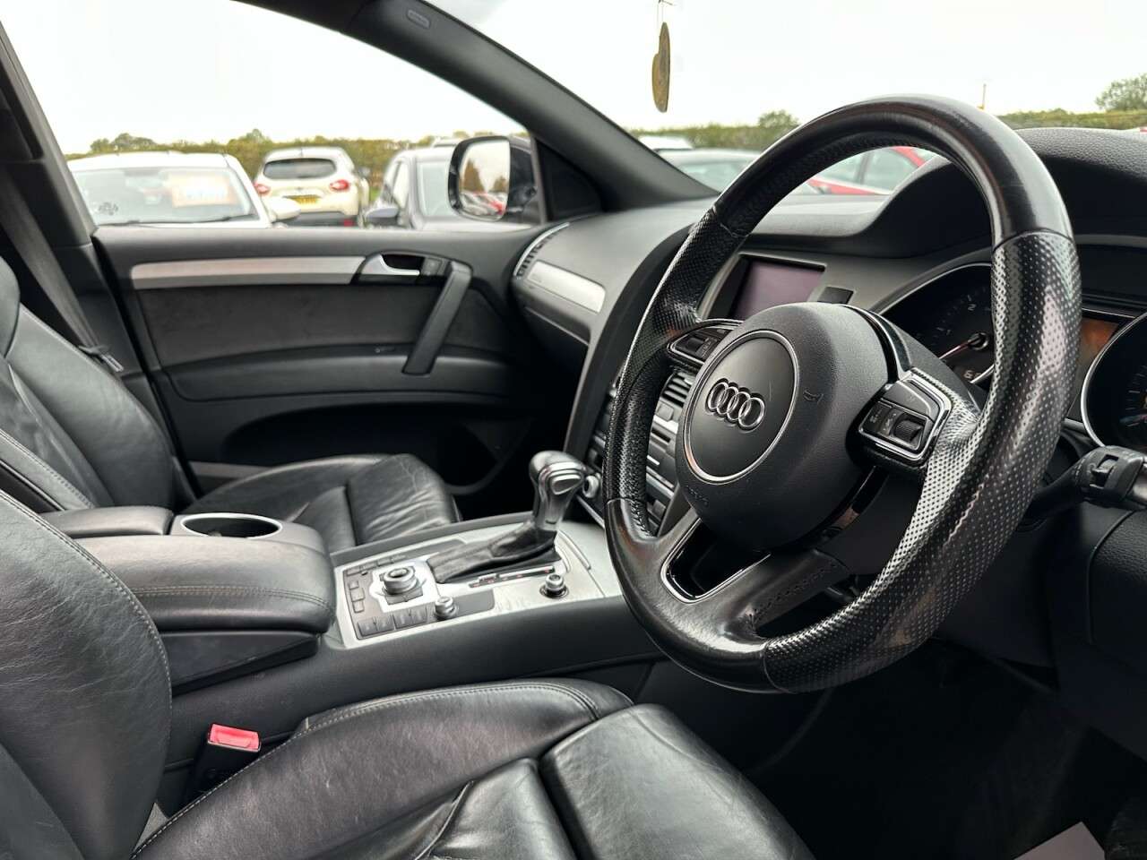 2015 AUDI Q7 2015 AUDI Q7