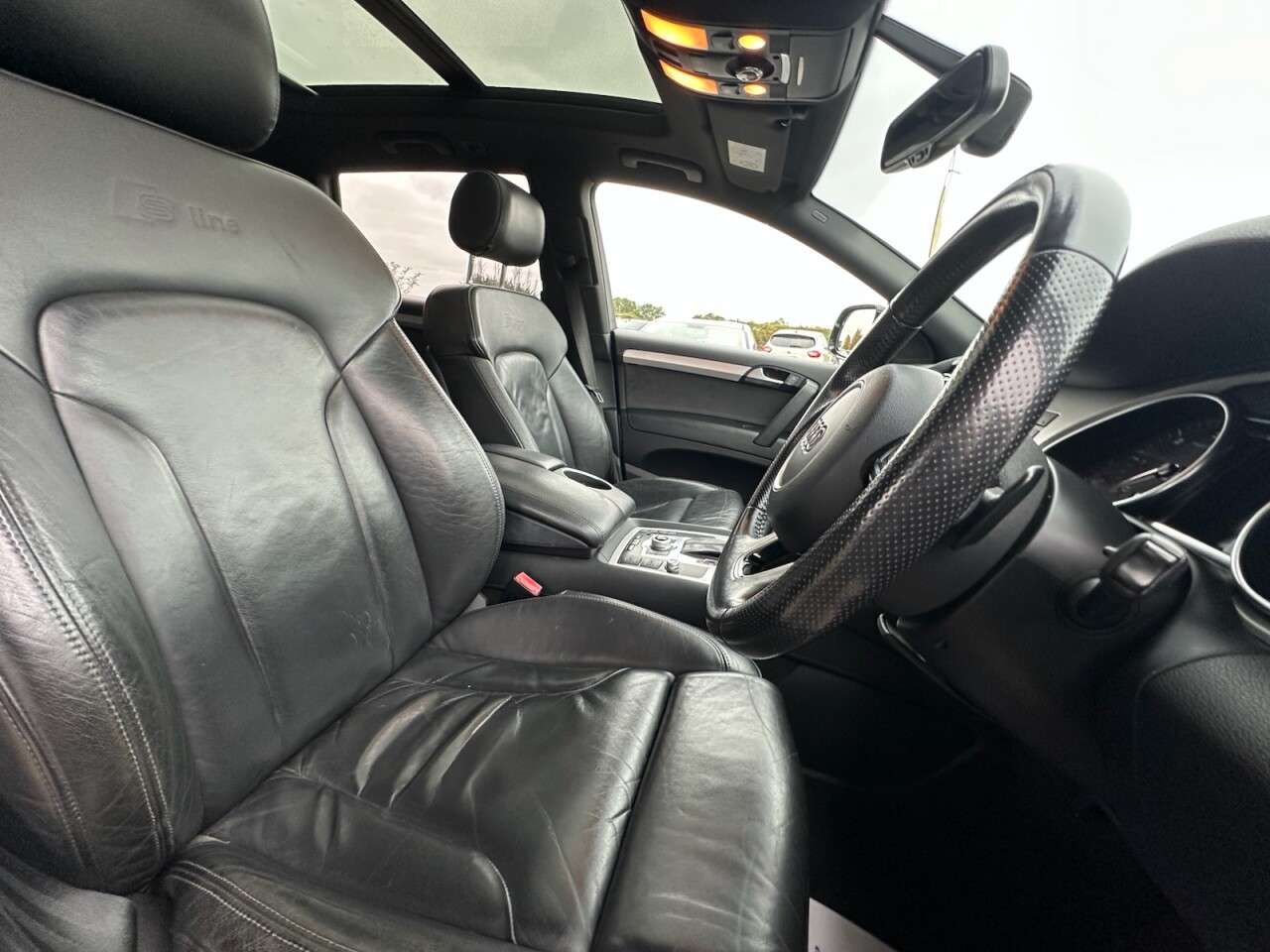 2015 AUDI Q7 2015 AUDI Q7