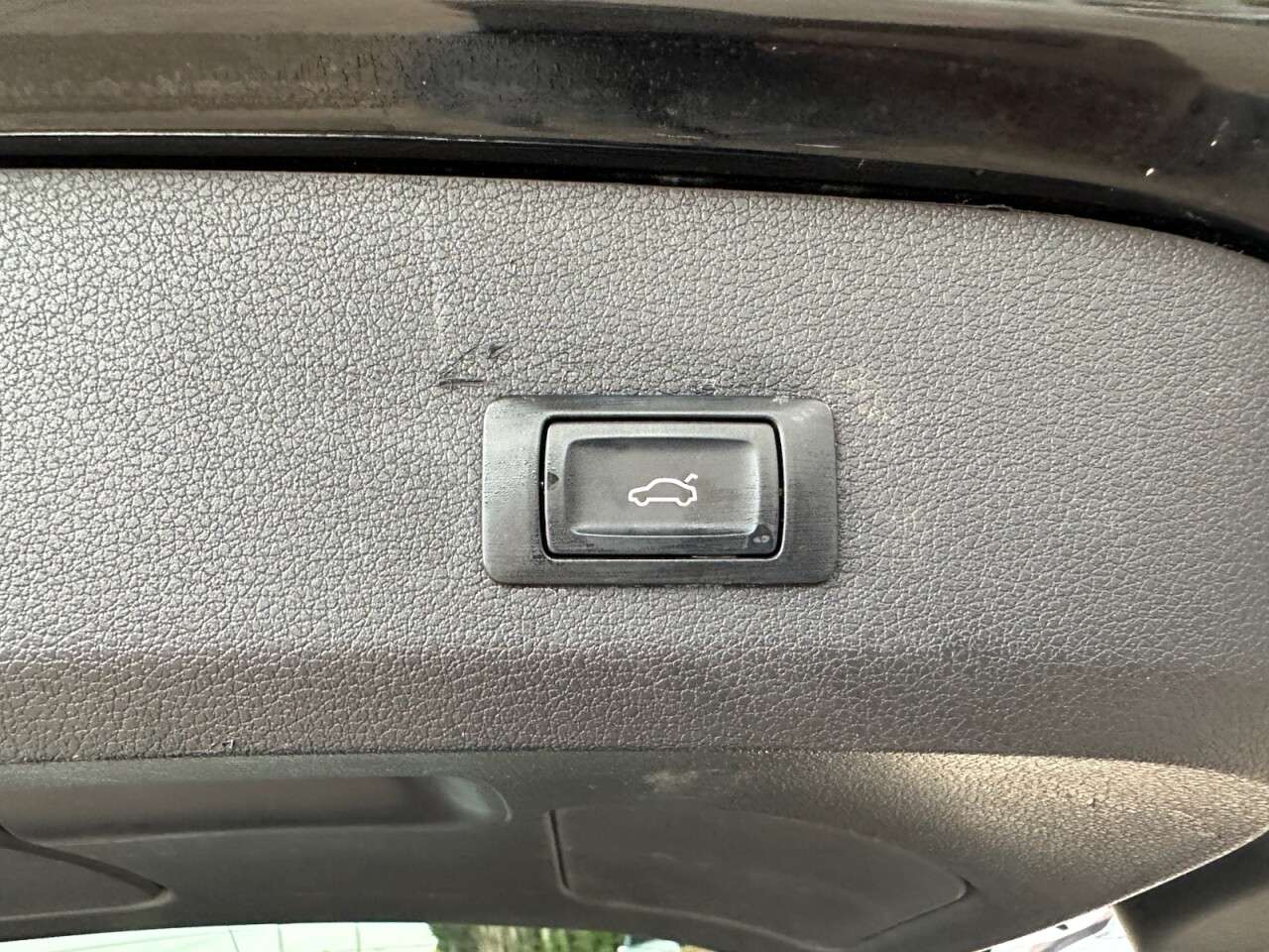 2015 AUDI Q7 2015 AUDI Q7