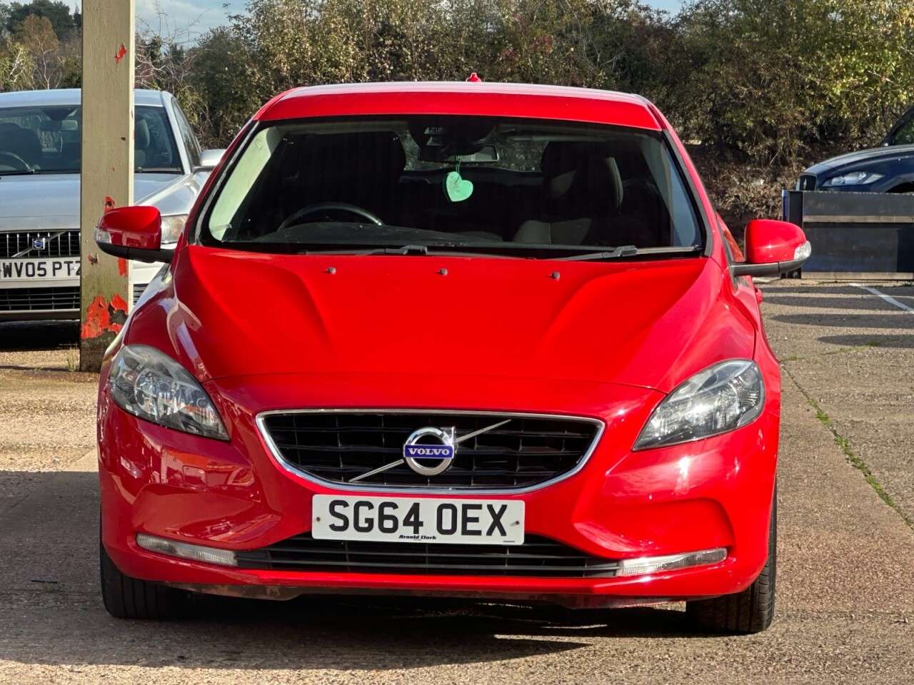2014 VOLVO V40 2014 VOLVO V40