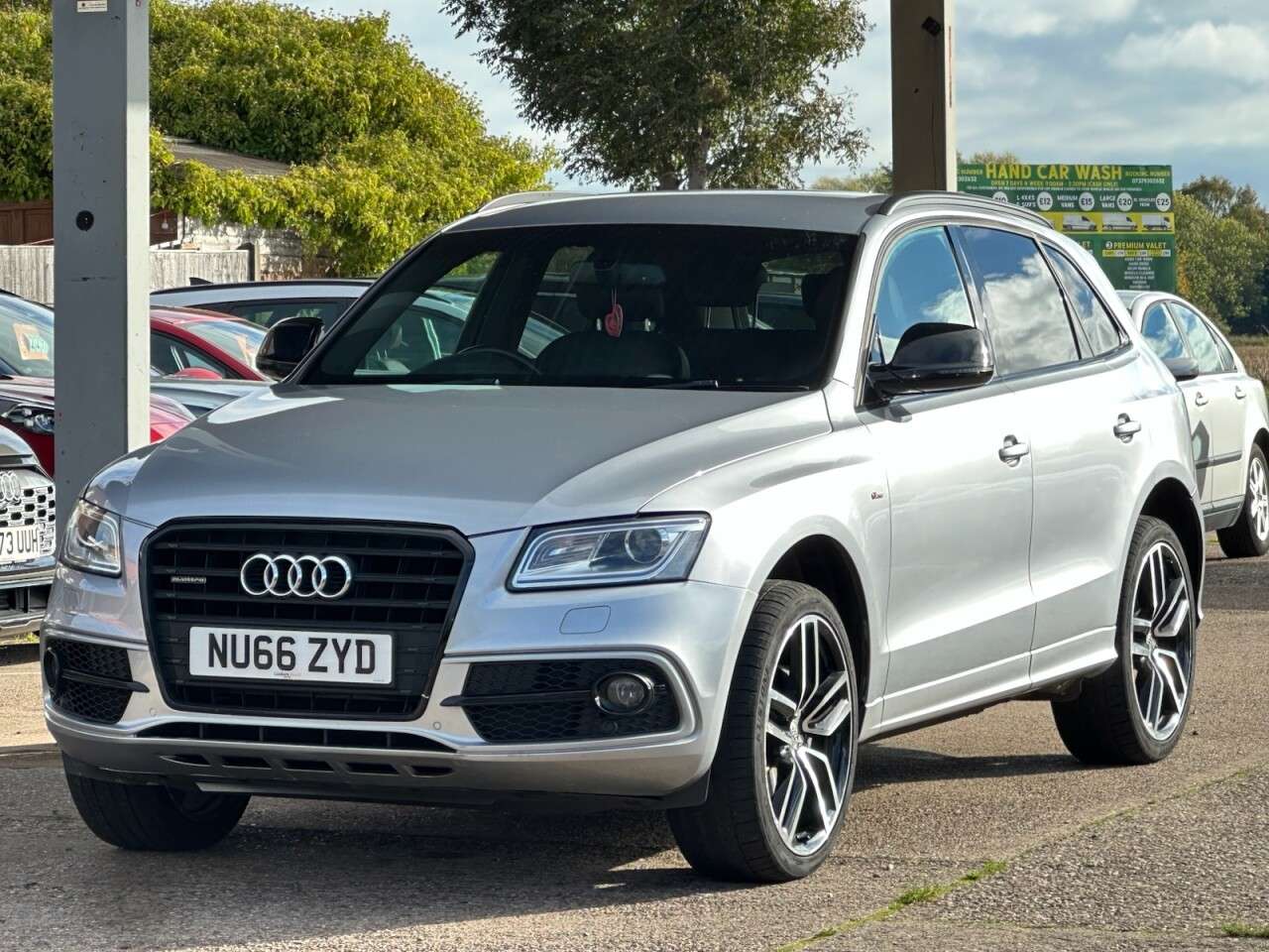 A 2016 AUDI Q5 2.0 TDI S line Plus SUV 5dr Diesel S Tronic quattro Euro 6 (s/s) (190 ps) * A 2016 AUDI Q5 2.0 TDI S line Plus SUV 5dr Diesel S Tronic quattro Euro 6 (s/s) (190 ps) *