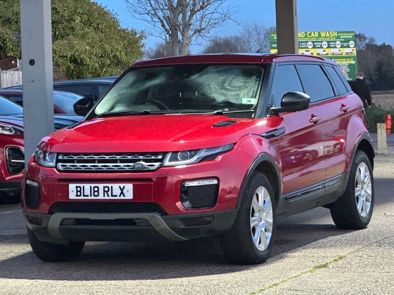 A 2018 LAND ROVER RANGE ROVER EVOQUE 2.0 TD4 SE Tech SUV 5dr Diesel Manual 4WD Euro 6 (s/s) (180 ps) **SATNAV~SE A 2018 LAND ROVER RANGE ROVER EVOQUE 2.0 TD4 SE Tech SUV 5dr Diesel Manual 4WD Euro 6 (s/s) (180 ps) **SATNAV~SE