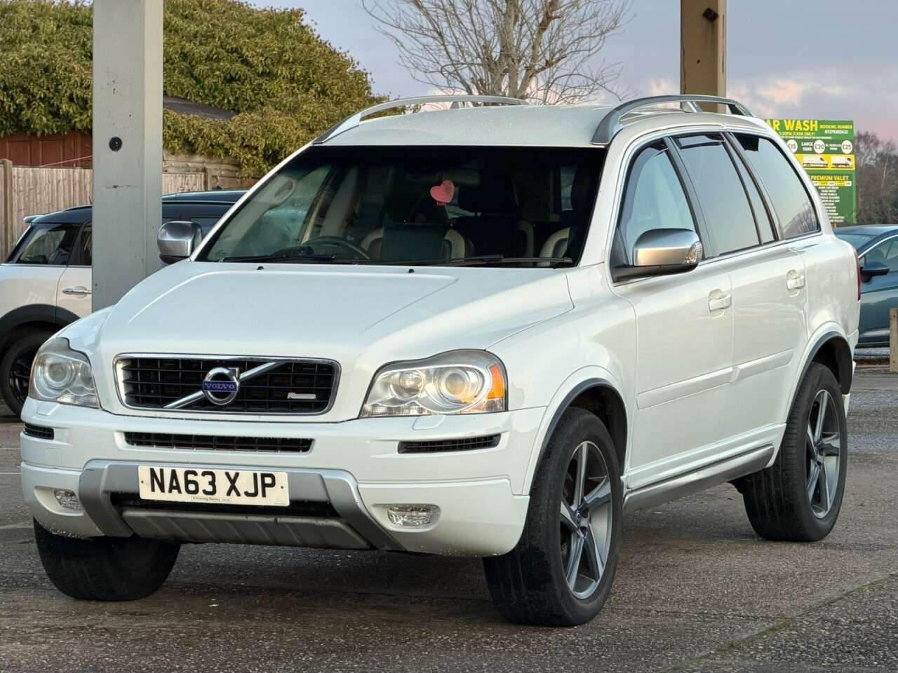 A 2013 VOLVO XC90 2.4 D5 R-Design Nav SUV 5dr Diesel Geartronic 4WD Euro 5 (200 ps) **HPI CLE A 2013 VOLVO XC90 2.4 D5 R-Design Nav SUV 5dr Diesel Geartronic 4WD Euro 5 (200 ps) **HPI CLE