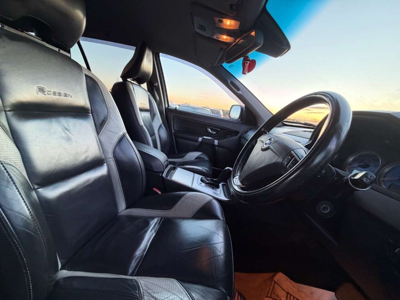 2013 VOLVO XC90 2013 VOLVO XC90