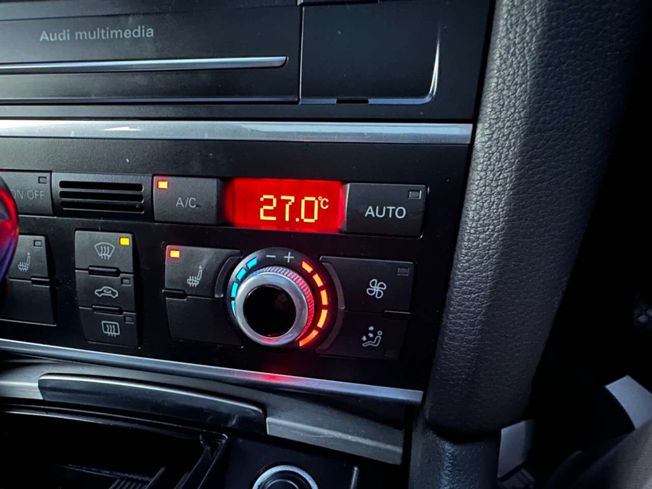 2014 AUDI Q7 2014 AUDI Q7