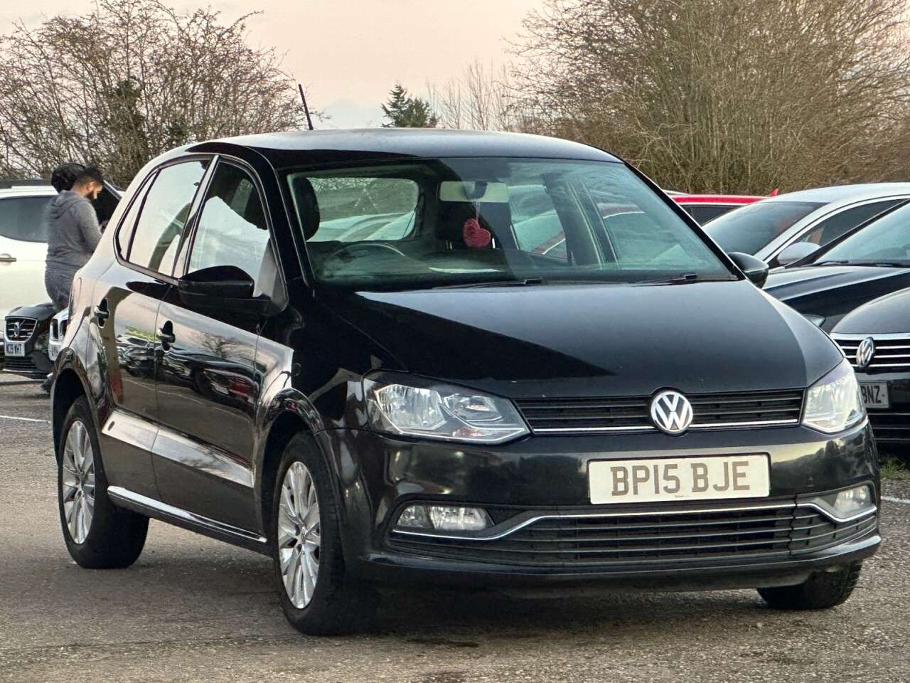 A 2015 VOLKSWAGEN POLO 1.4 TDI BlueMotion Tech SE Hatchback 5dr Diesel Manual Euro 6 (s/s) (75 ps) A 2015 VOLKSWAGEN POLO 1.4 TDI BlueMotion Tech SE Hatchback 5dr Diesel Manual Euro 6 (s/s) (75 ps)