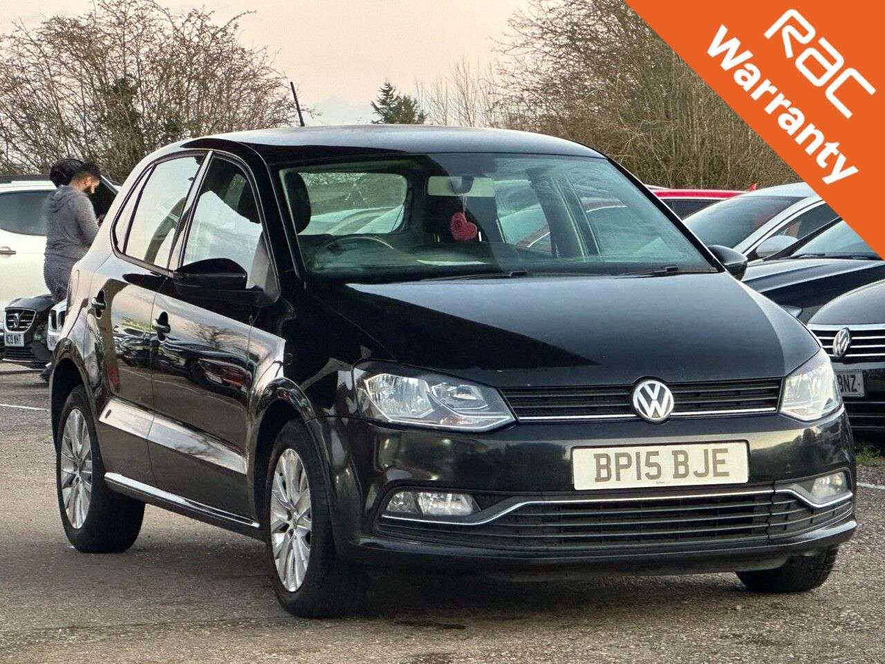 A 2015 VOLKSWAGEN POLO 1.4 TDI BlueMotion Tech SE Hatchback 5dr Diesel Manual Euro 6 (s/s) (75 ps) A 2015 VOLKSWAGEN POLO 1.4 TDI BlueMotion Tech SE Hatchback 5dr Diesel Manual Euro 6 (s/s) (75 ps)