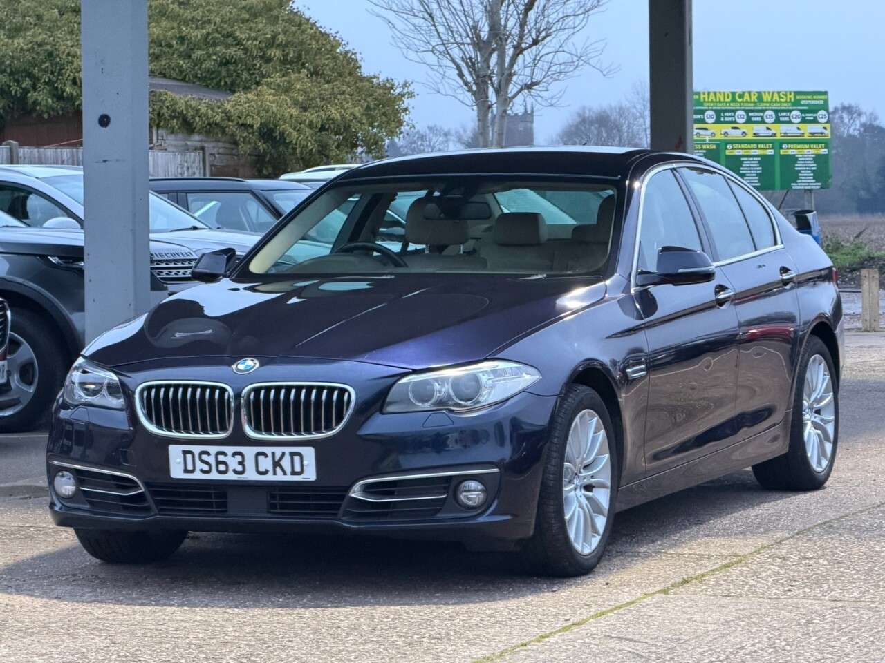 A 2013 BMW 5 SERIES 2.0 525d Luxury Saloon 4dr Diesel Auto Euro 6 (s/s) (218 ps) **SATNAV~LEATH A 2013 BMW 5 SERIES 2.0 525d Luxury Saloon 4dr Diesel Auto Euro 6 (s/s) (218 ps) **SATNAV~LEATH