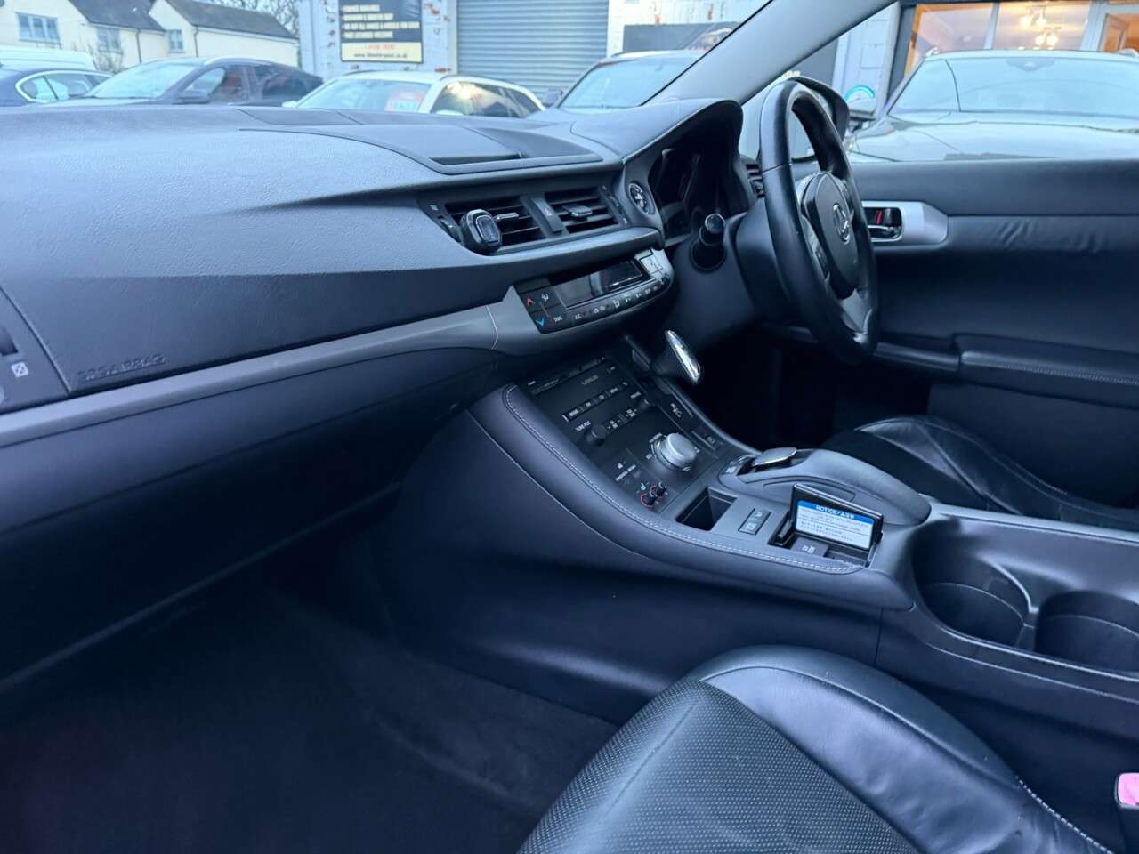 2011 LEXUS CT 2011 LEXUS CT