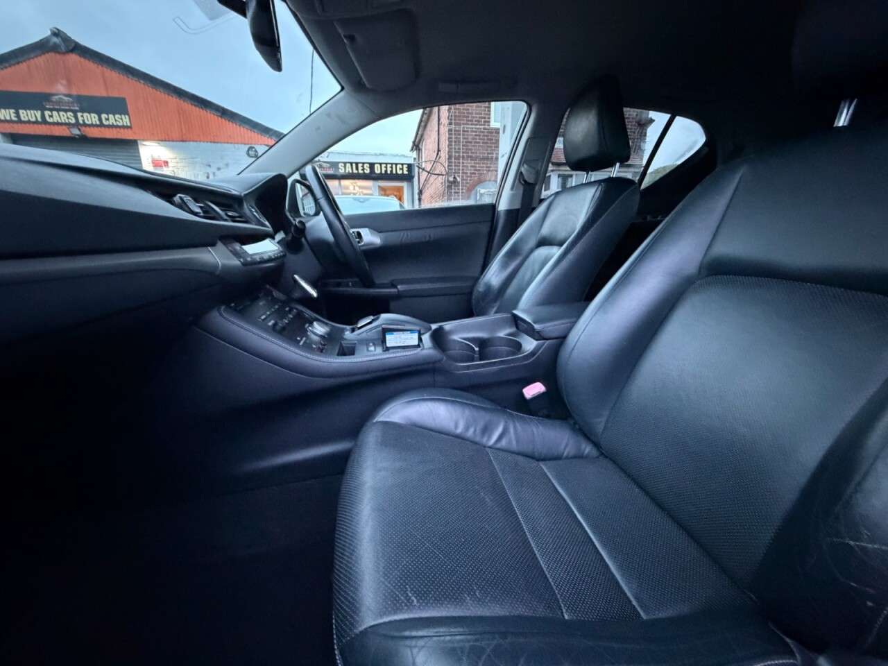 2011 LEXUS CT 2011 LEXUS CT