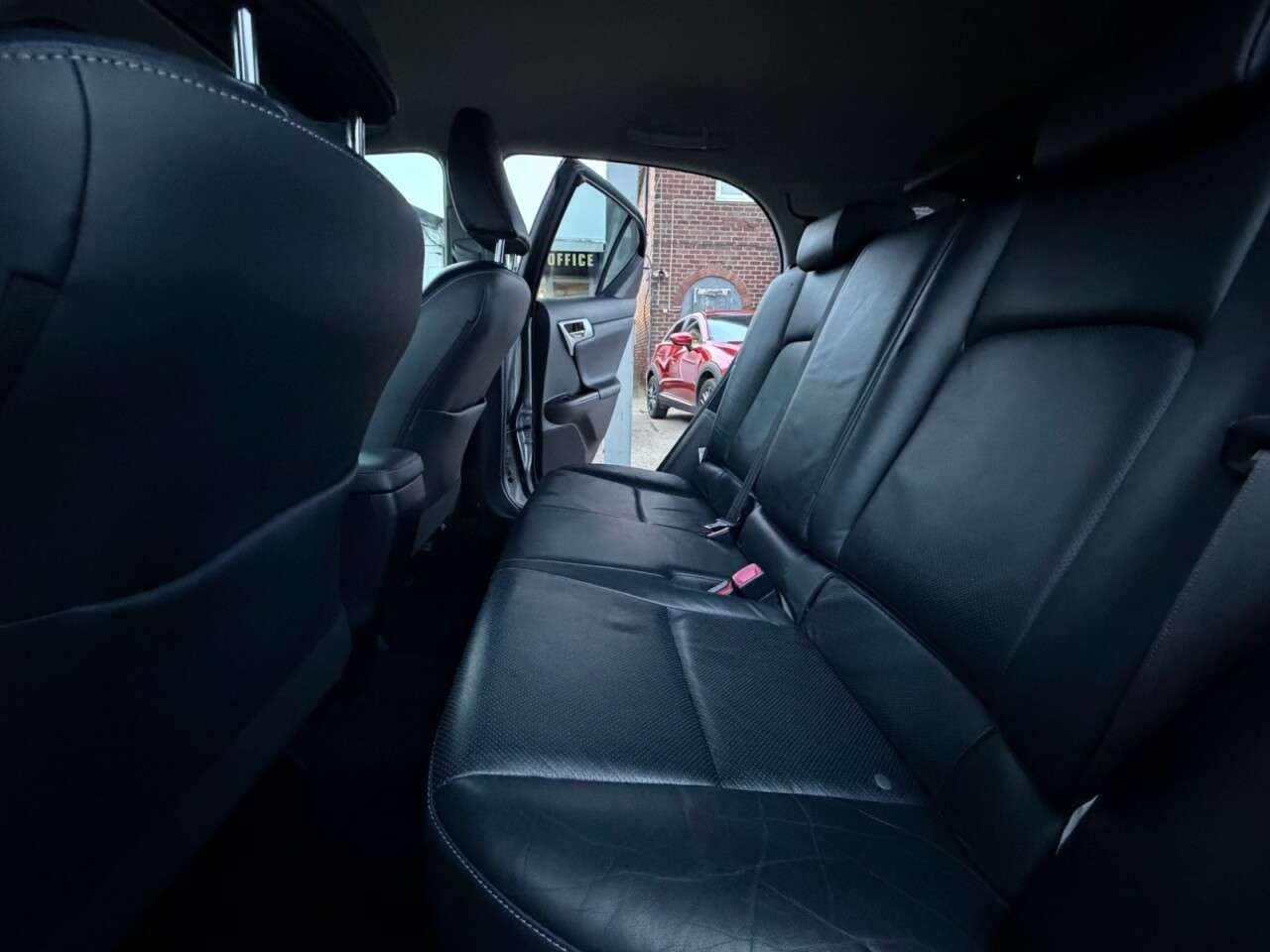 2011 LEXUS CT 2011 LEXUS CT