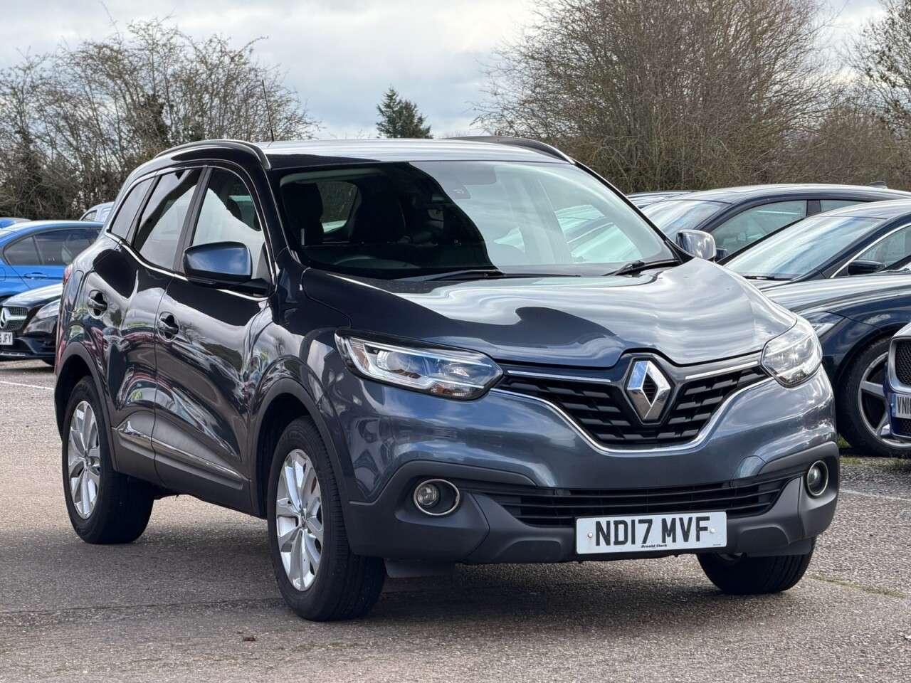 A 2017 RENAULT KADJAR 1.2 TCe Dynamique Nav SUV 5dr Petrol Manual Euro 6 (s/s) (130 ps) **HPI CLE A 2017 RENAULT KADJAR 1.2 TCe Dynamique Nav SUV 5dr Petrol Manual Euro 6 (s/s) (130 ps) **HPI CLE