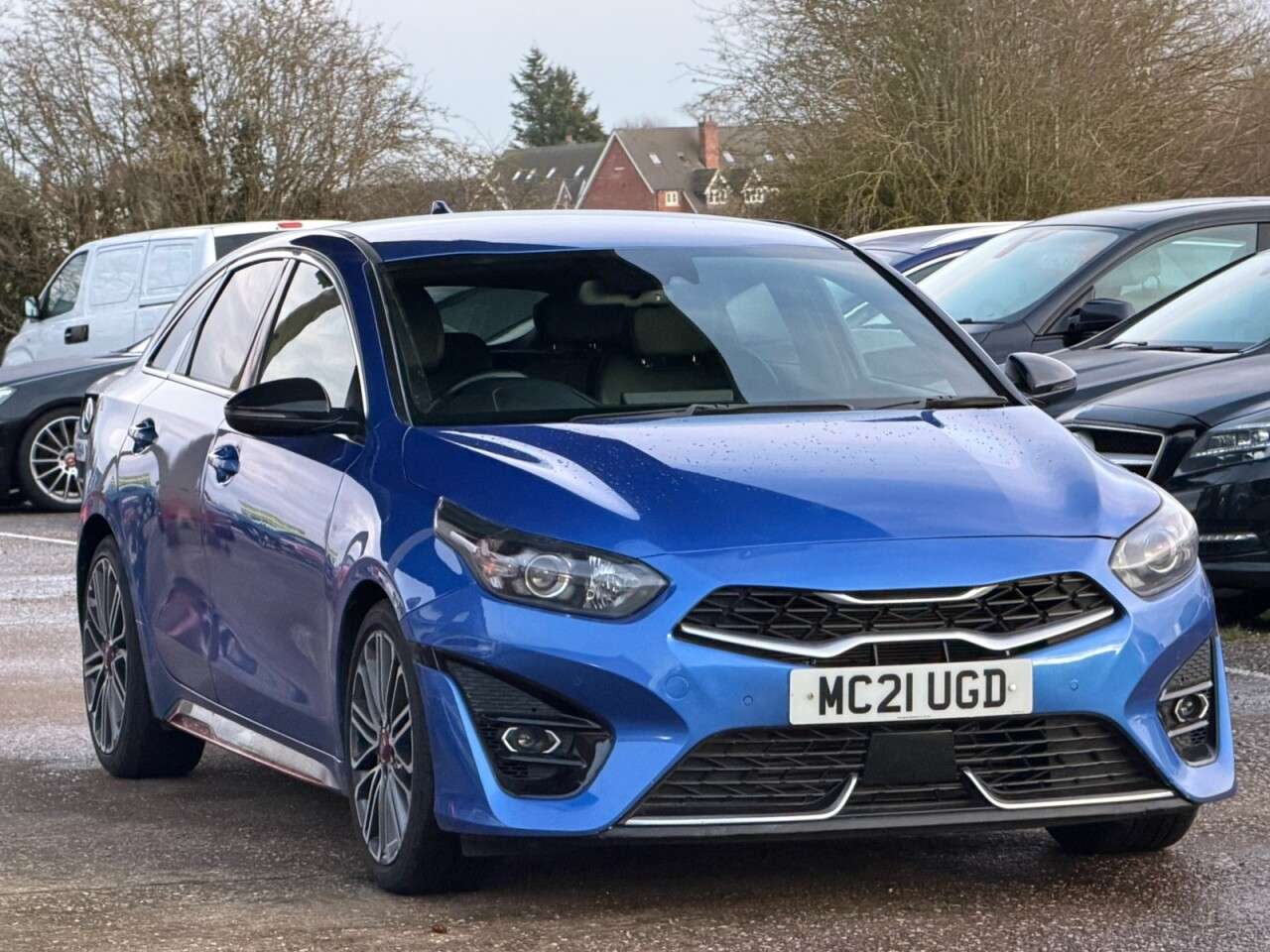 A 2021 KIA PROCEED 1.6 T-GDi GT Shooting Brake 5dr Petrol DCT Euro 6 (s/s) (201 bhp) **SATNAV~ A 2021 KIA PROCEED 1.6 T-GDi GT Shooting Brake 5dr Petrol DCT Euro 6 (s/s) (201 bhp) **SATNAV~