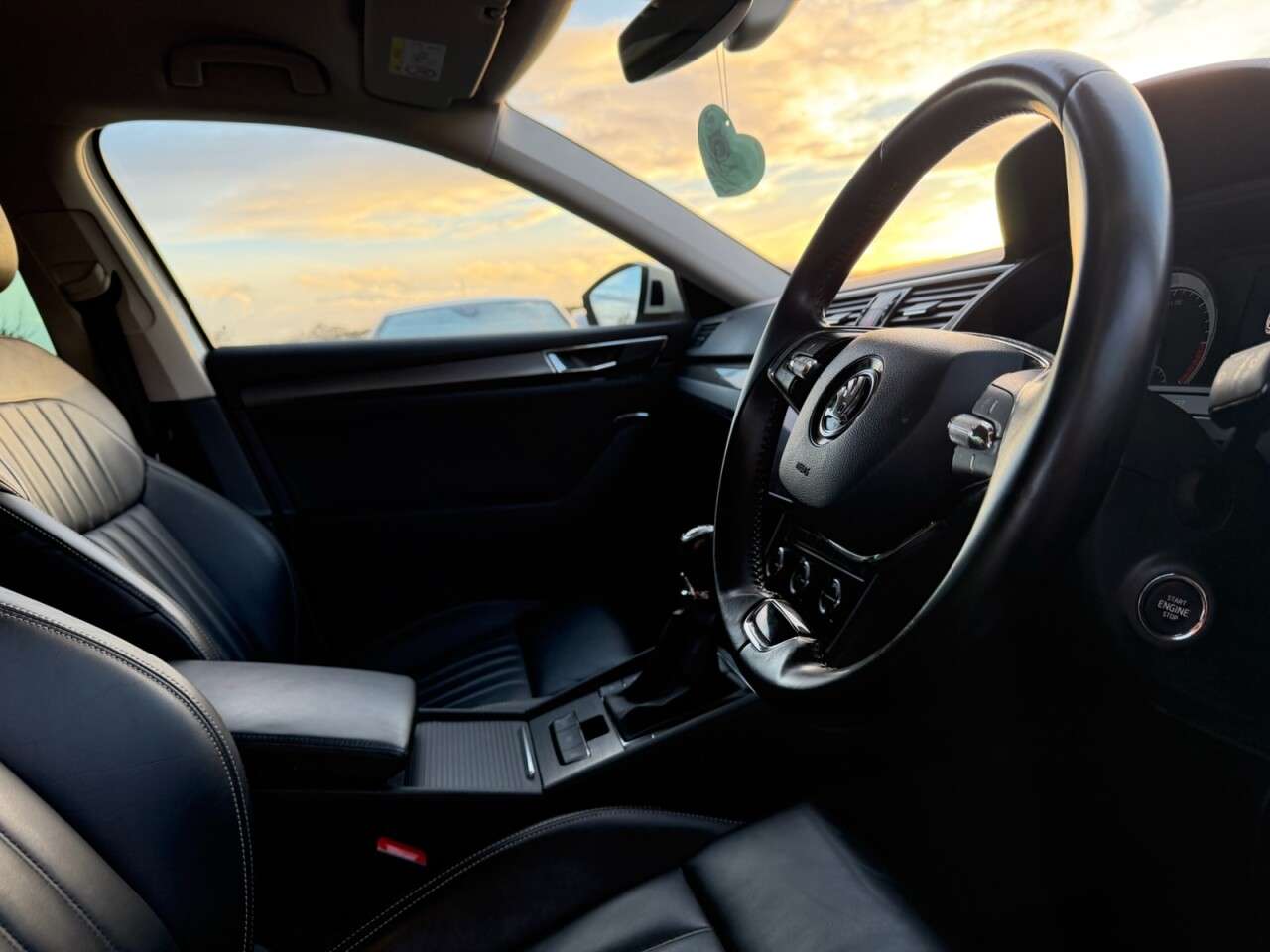 2021 SKODA SUPERB 2021 SKODA SUPERB