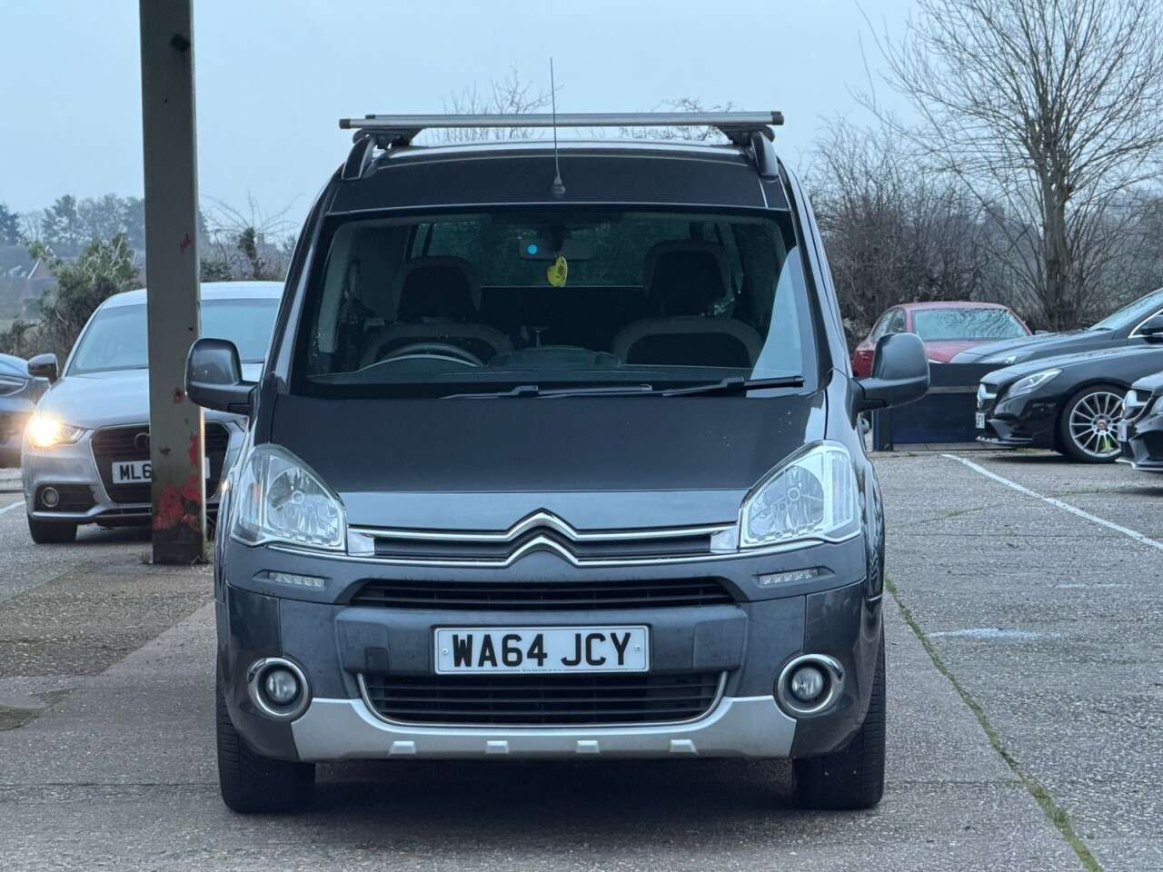A 2014 CITROEN BERLINGO 1.6 HDi XTR Multispace MPV 5dr Diesel Manual Euro 5 (90 ps) **HPI CLEAR~FRE A 2014 CITROEN BERLINGO 1.6 HDi XTR Multispace MPV 5dr Diesel Manual Euro 5 (90 ps) **HPI CLEAR~FRE