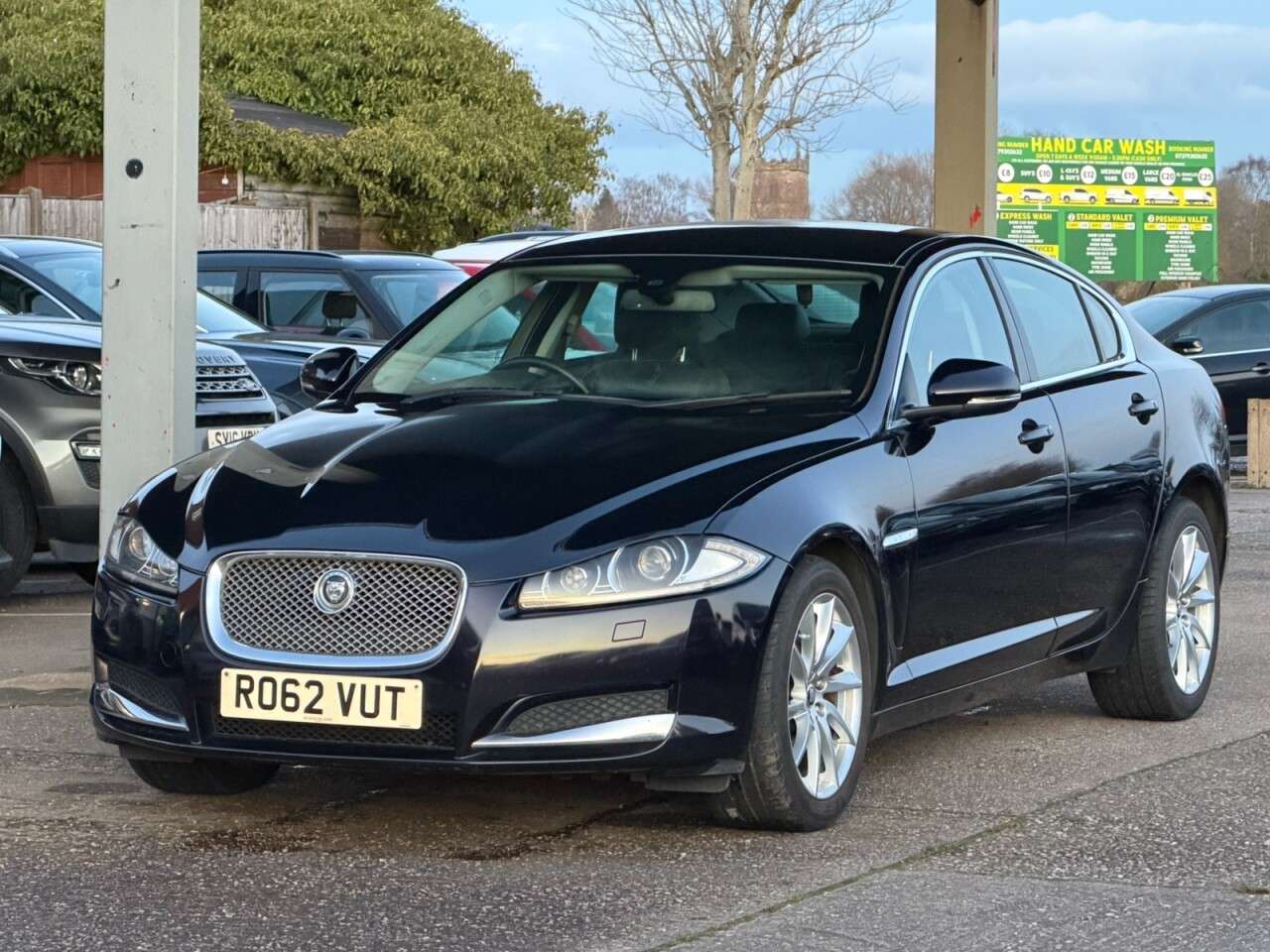 A 2012 JAGUAR XF 2.2d Premium Luxury Saloon 4dr Diesel Auto Euro 5 (s/s) (200 ps) **HPI CLEA A 2012 JAGUAR XF 2.2d Premium Luxury Saloon 4dr Diesel Auto Euro 5 (s/s) (200 ps) **HPI CLEA