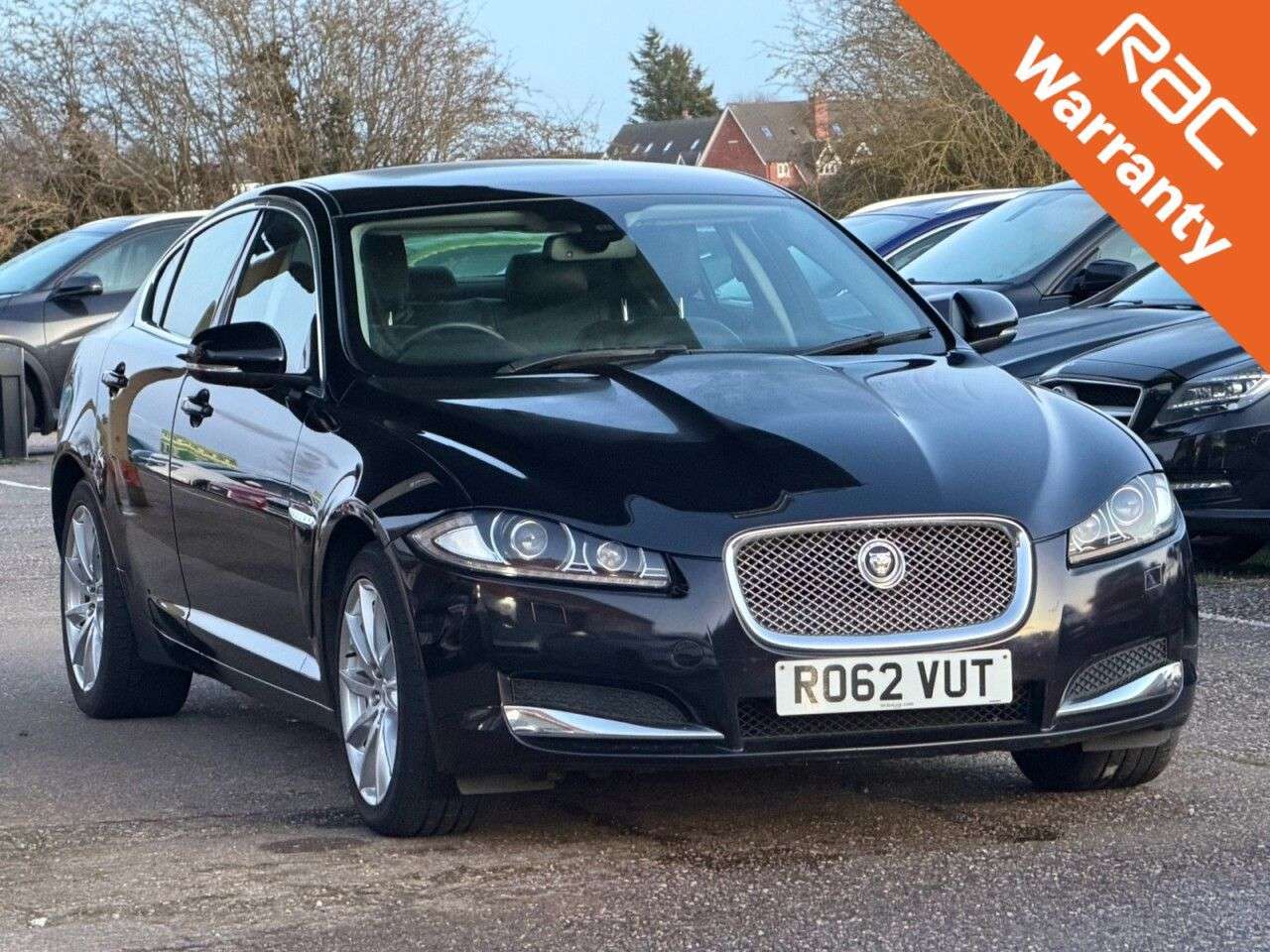 A 2012 JAGUAR XF 2.2d Premium Luxury Saloon 4dr Diesel Auto Euro 5 (s/s) (200 ps) **HPI CLEA A 2012 JAGUAR XF 2.2d Premium Luxury Saloon 4dr Diesel Auto Euro 5 (s/s) (200 ps) **HPI CLEA