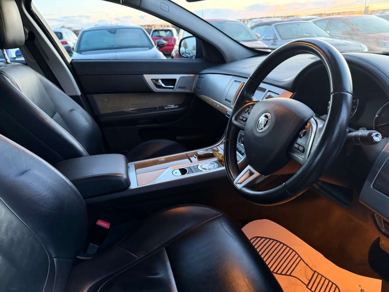 2012 JAGUAR XF 2012 JAGUAR XF