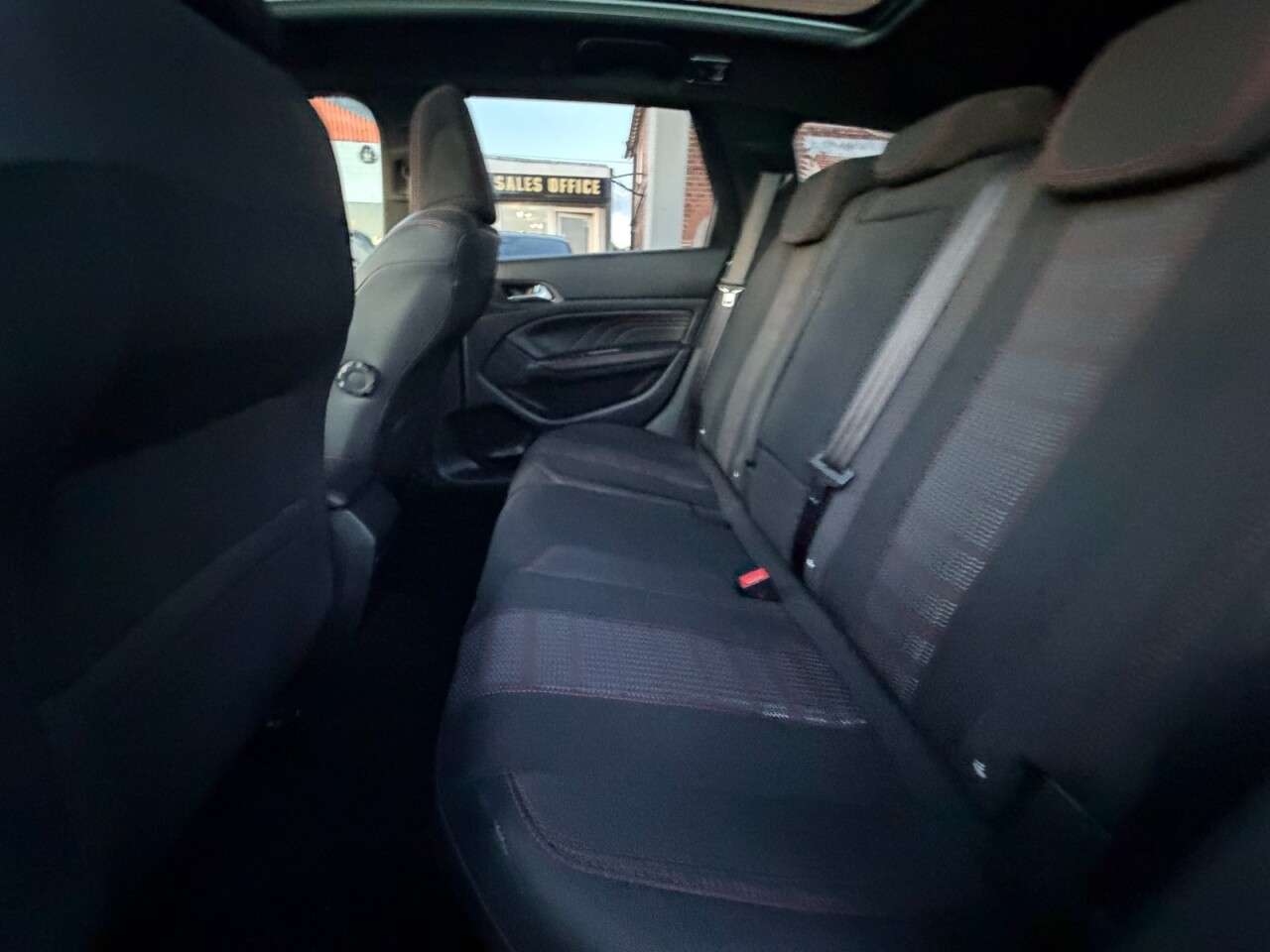 2016 PEUGEOT 308 SW 2016 PEUGEOT 308 SW